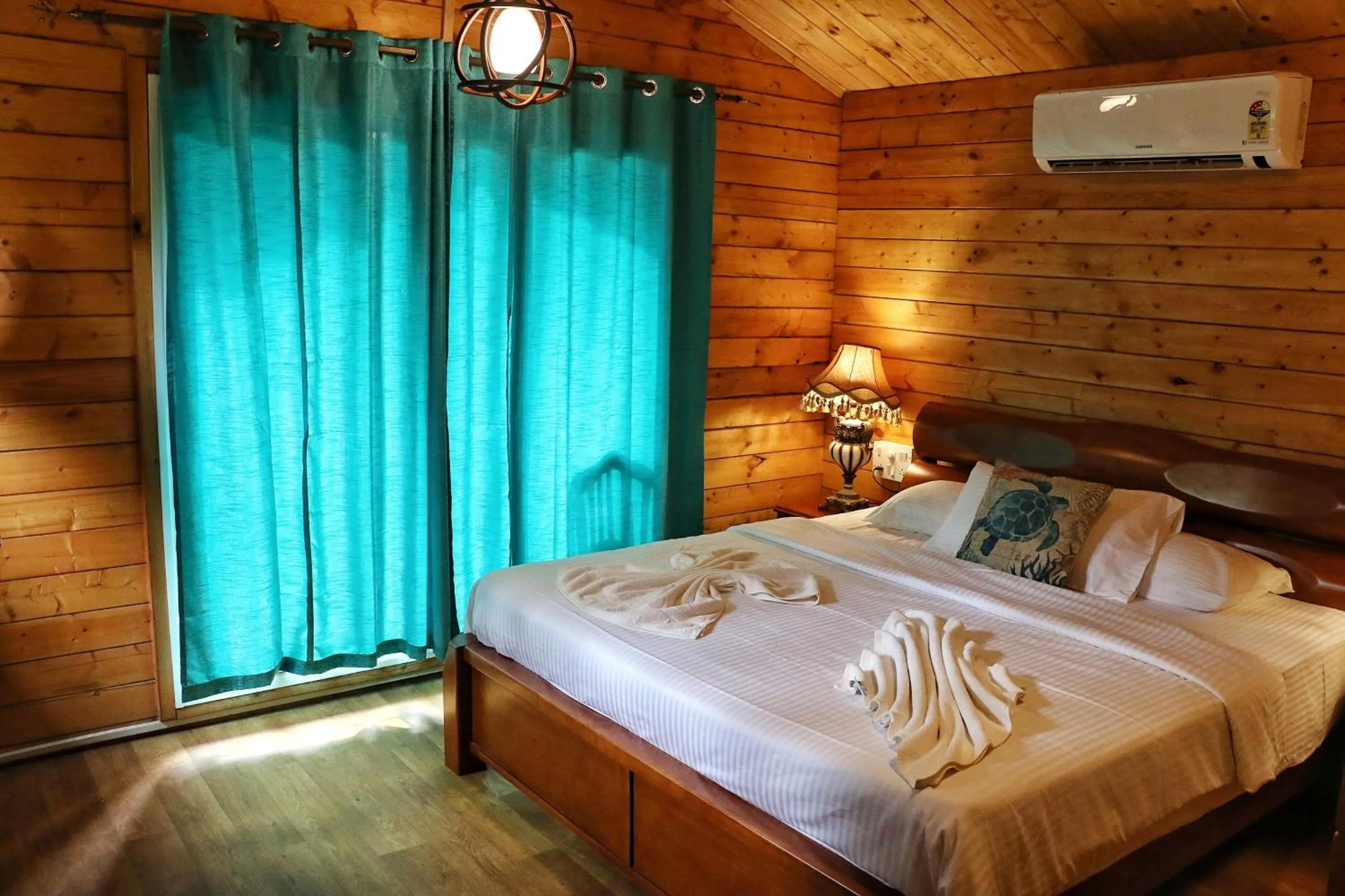 Bed in Montego Bay Beach Village - Morjim