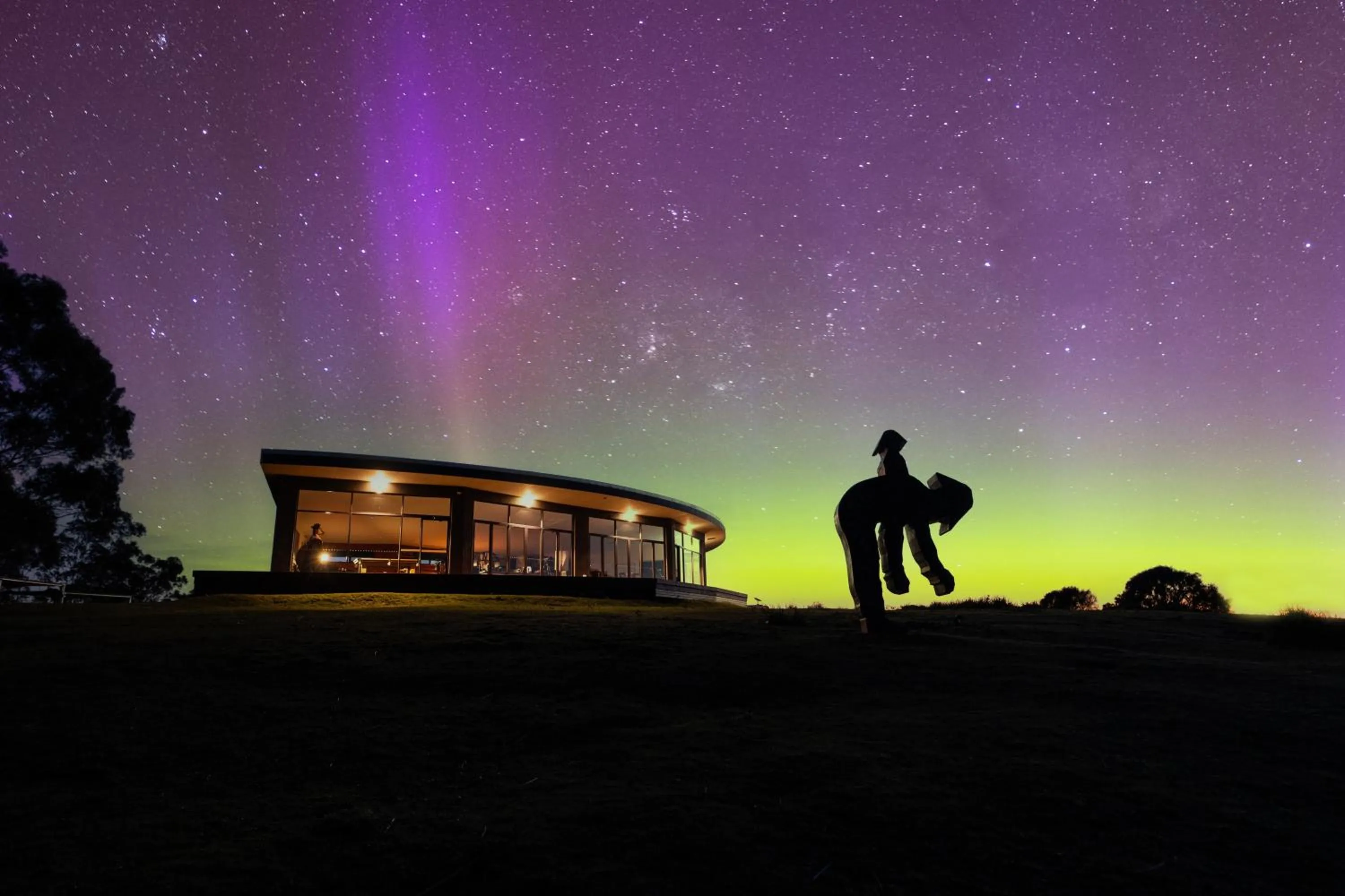 Property building in Freycinet Resort