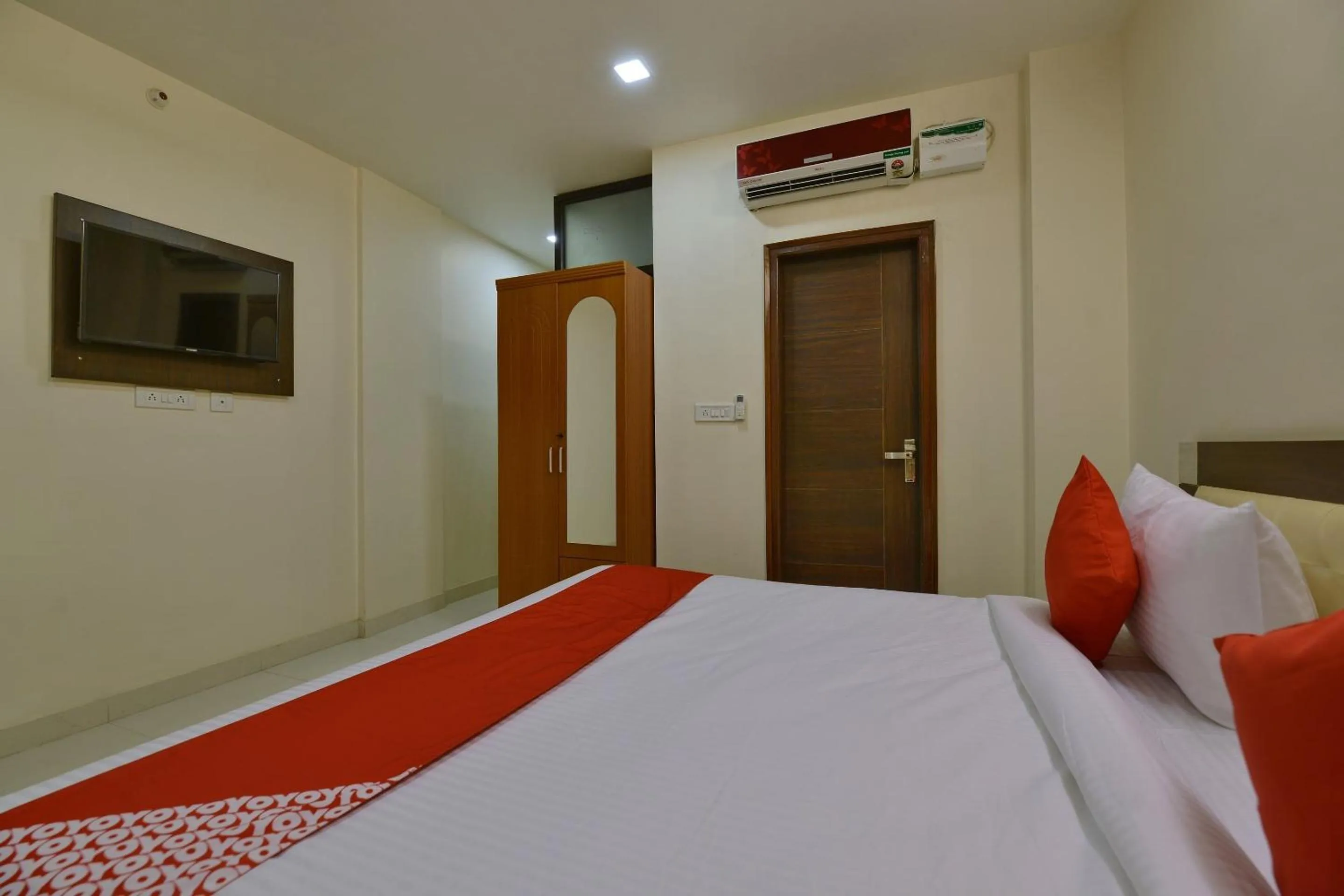 Bedroom, Bed in Hotel O Heritage Haveli