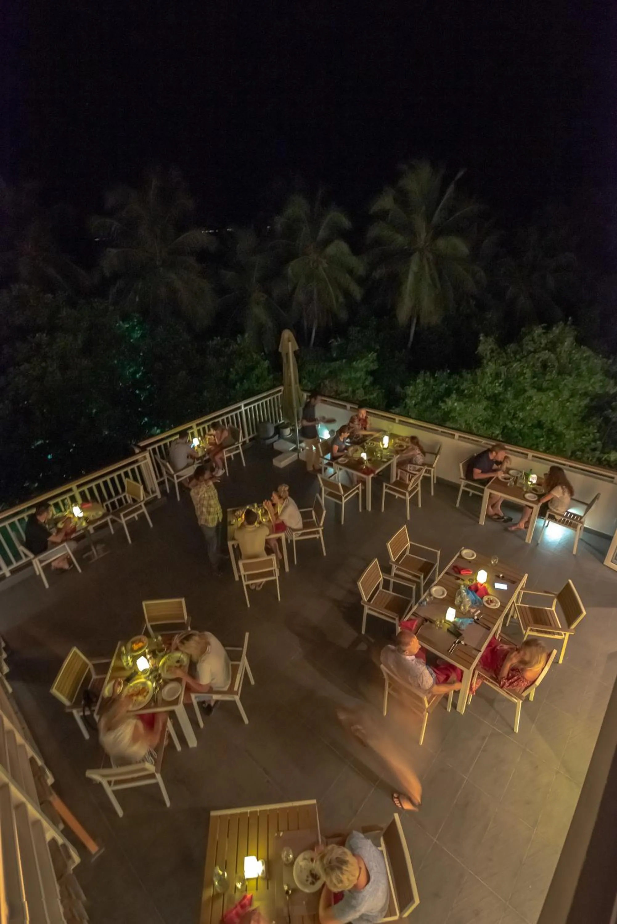 Restaurant/places to eat in Dhiguveli Maldives