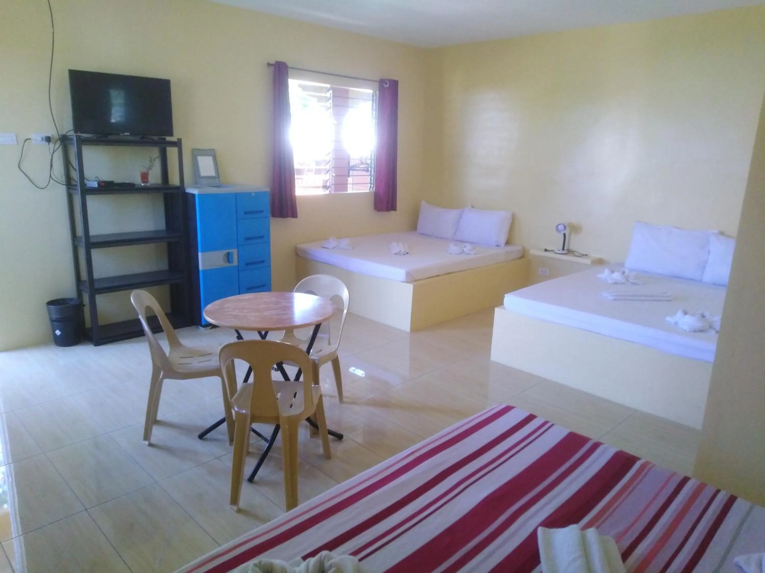 Photo of the whole room, Bed in Villa Marquez