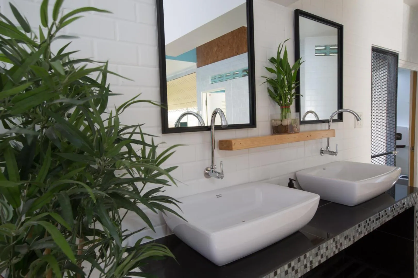 Decorative detail in Khun Ying House