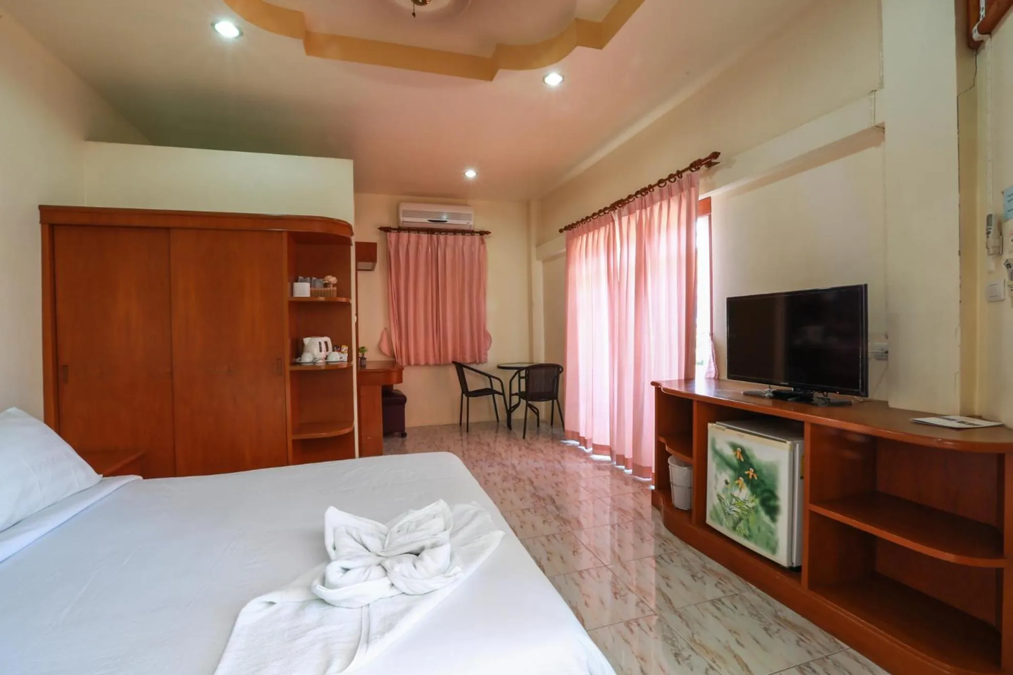 Bed in Khun Ying House