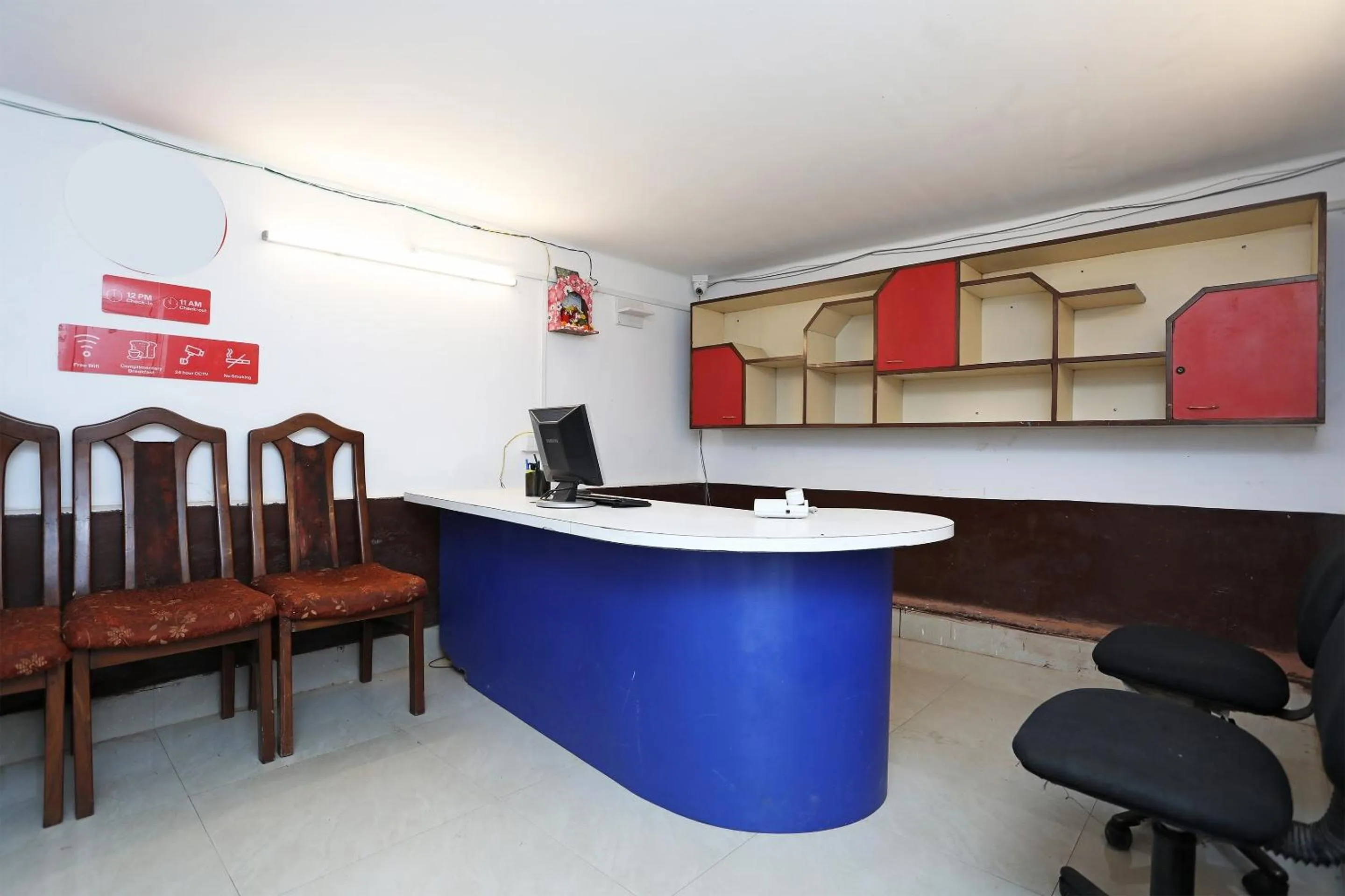 Lobby or reception in Hotel O Jalan Lake View Near Mani Square