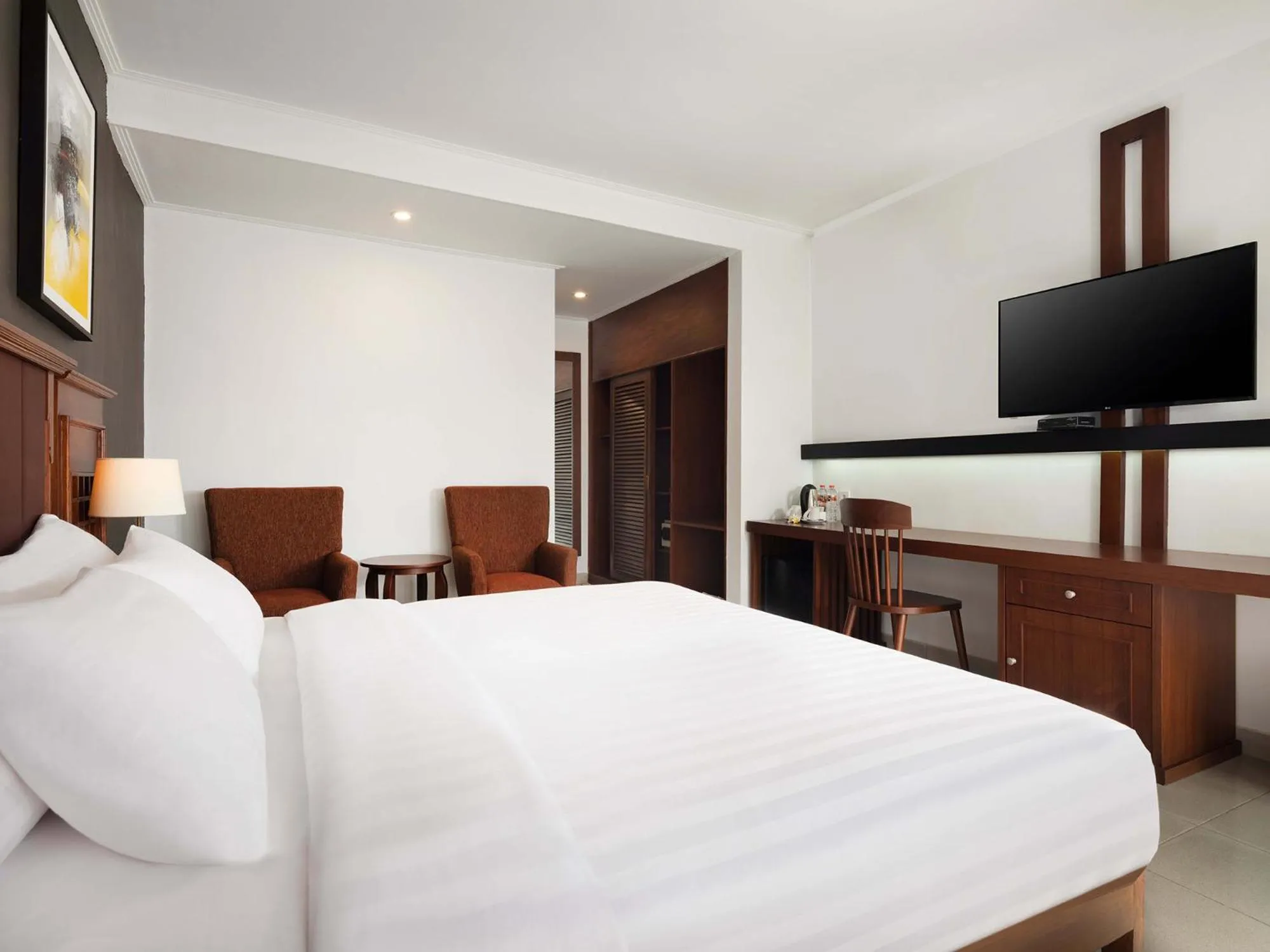 TV and multimedia, Bed in Brits Resort Lovina