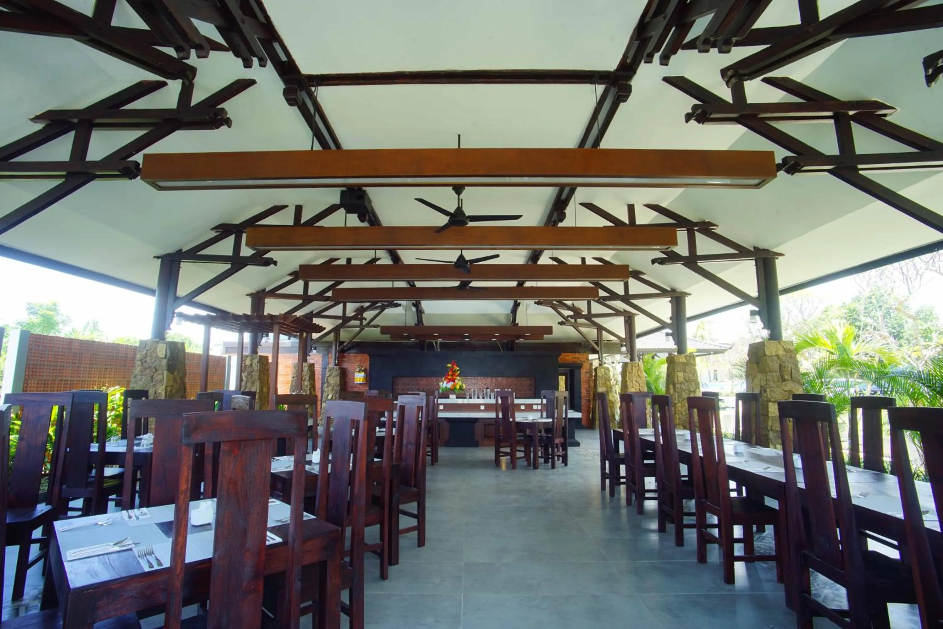 Restaurant/places to eat in Brits Resort Lovina