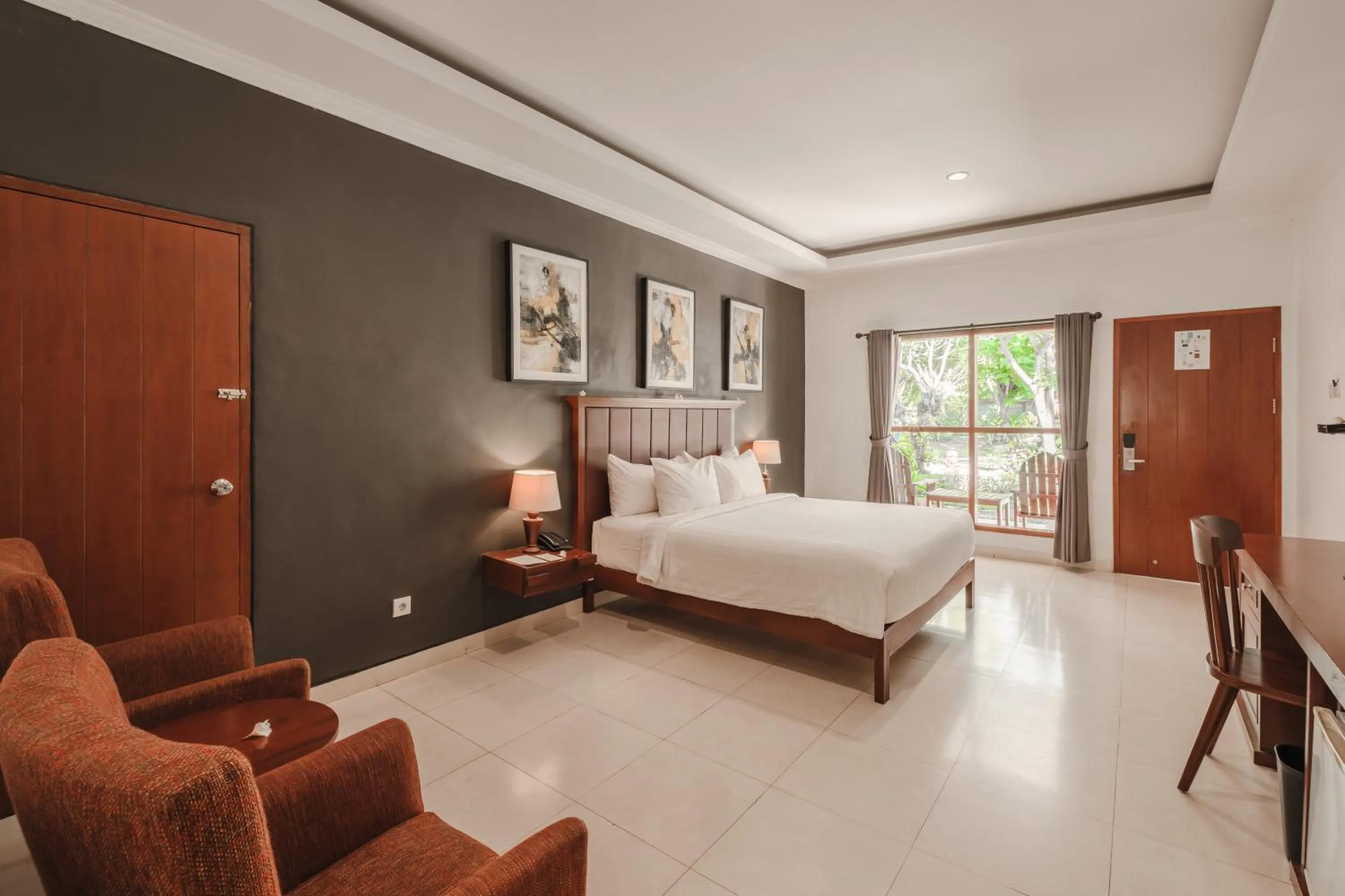 Bed in Brits Resort Lovina