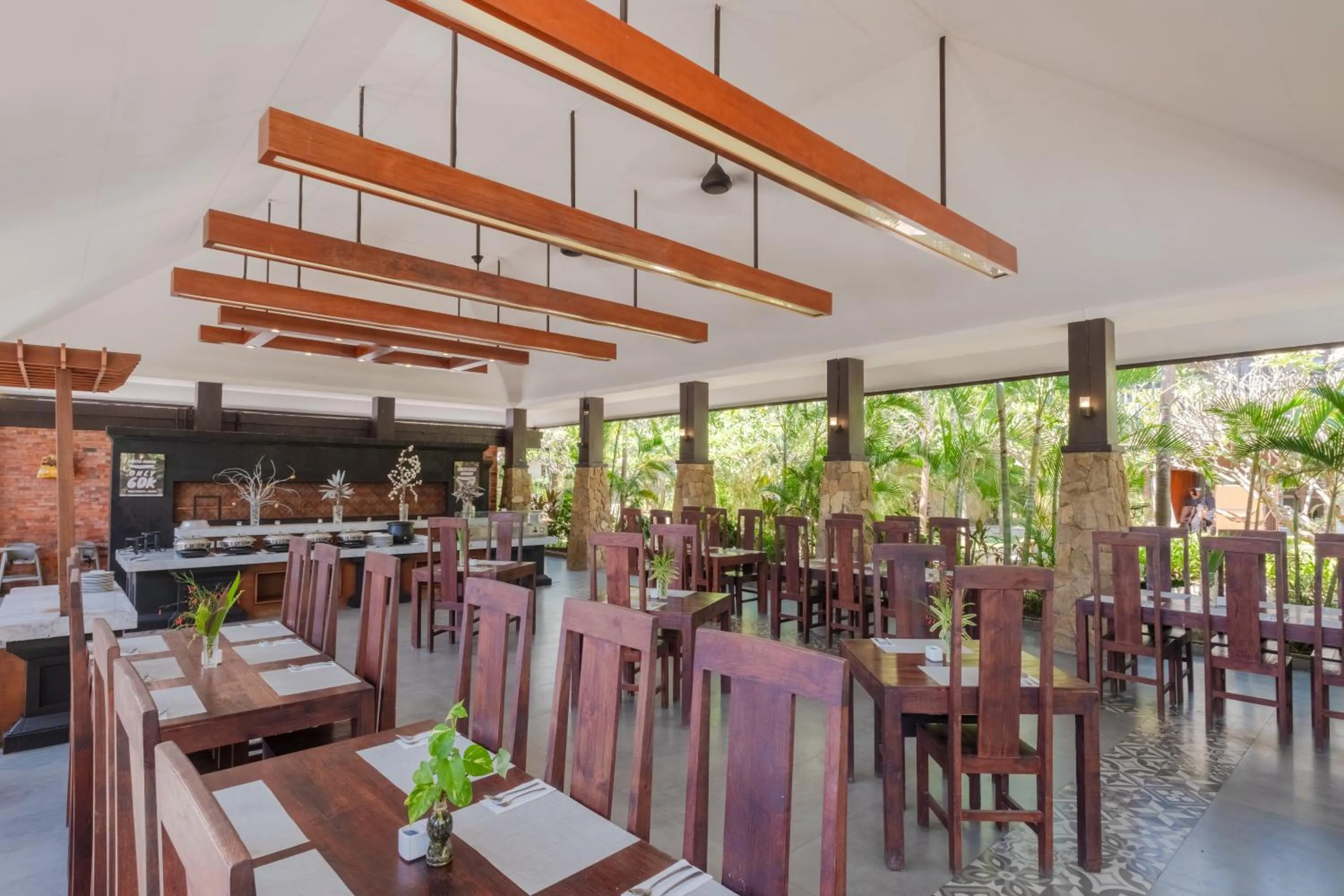 Restaurant/places to eat in Brits Resort Lovina