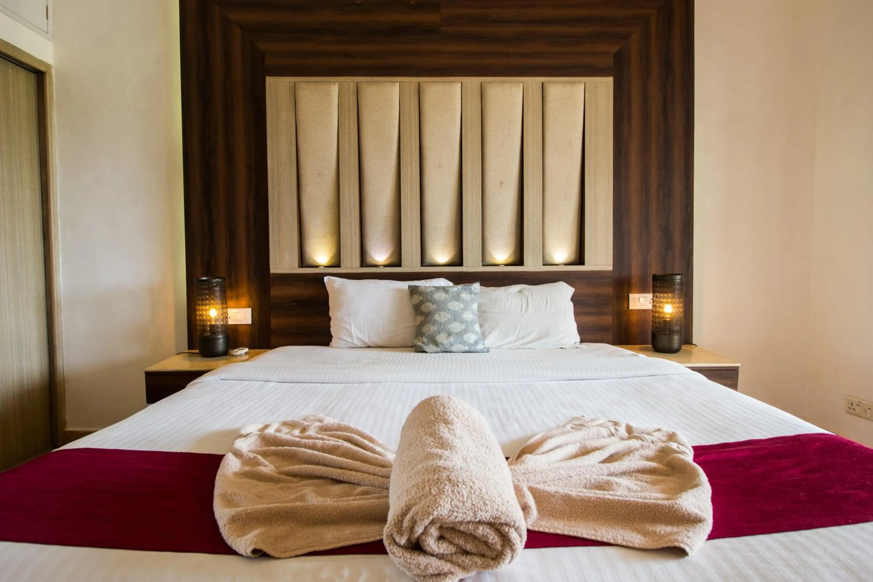 Bed in Shikara Beach Resort