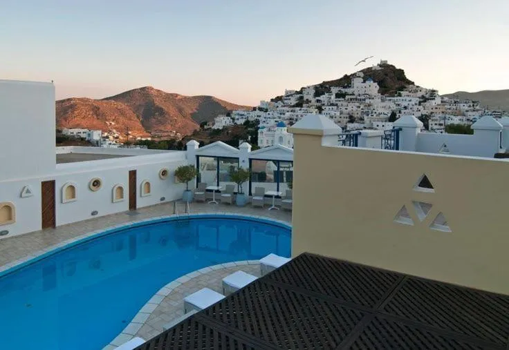 Area and facilities in Lofos Village