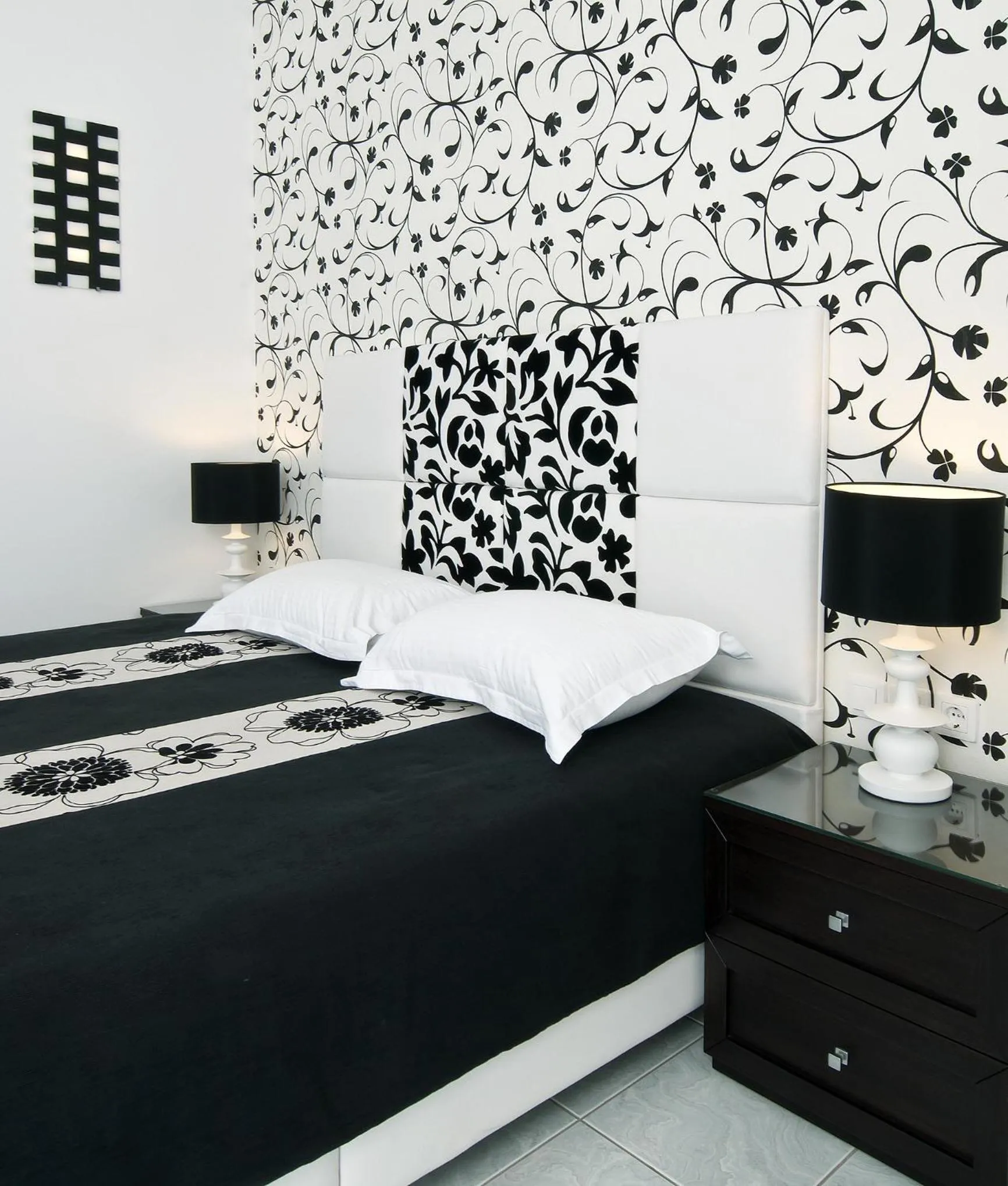 Photo of the whole room, Bed in Lofos Village