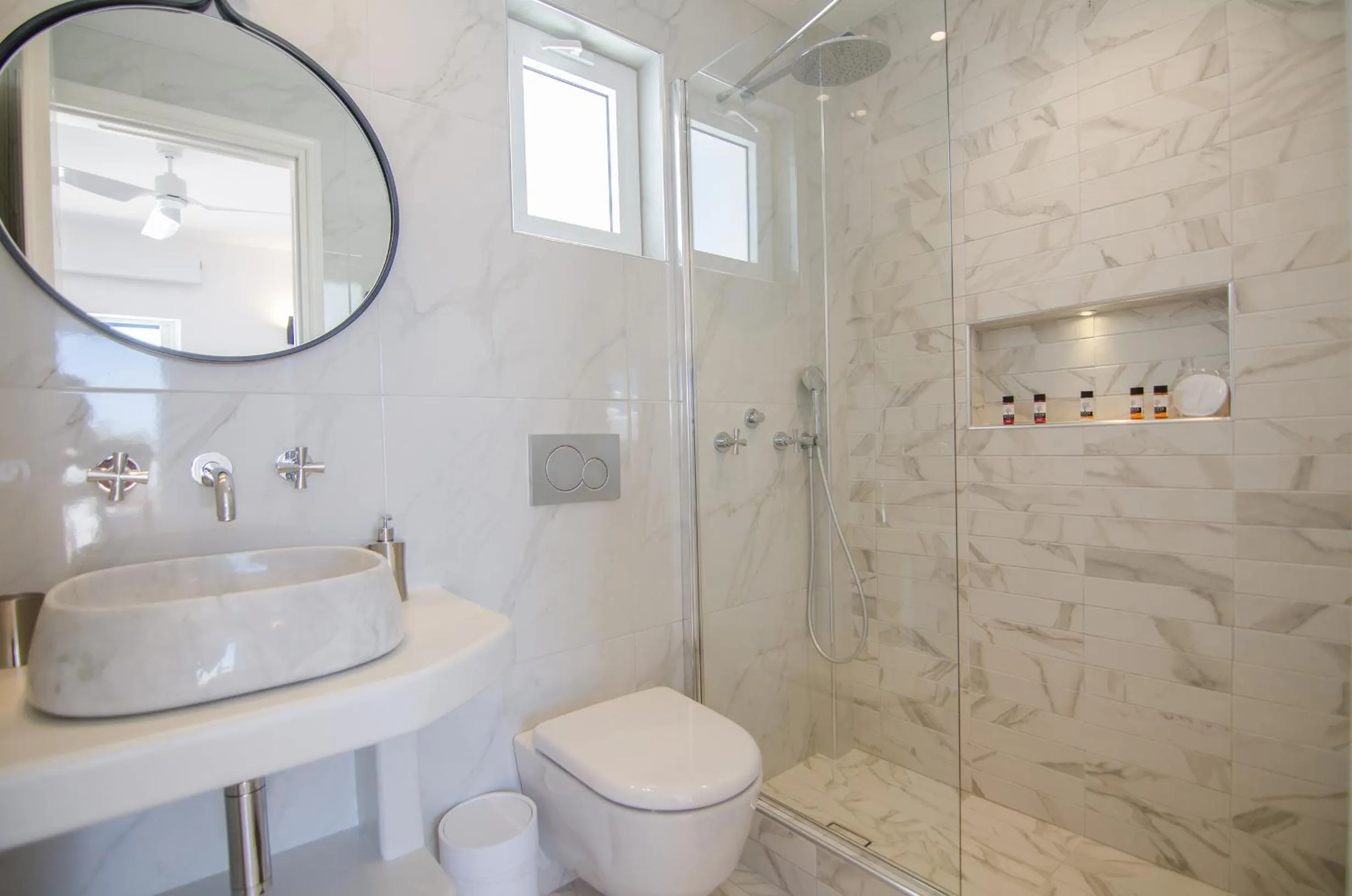 Shower in Lofos Village