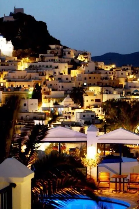 Area and facilities in Lofos Village