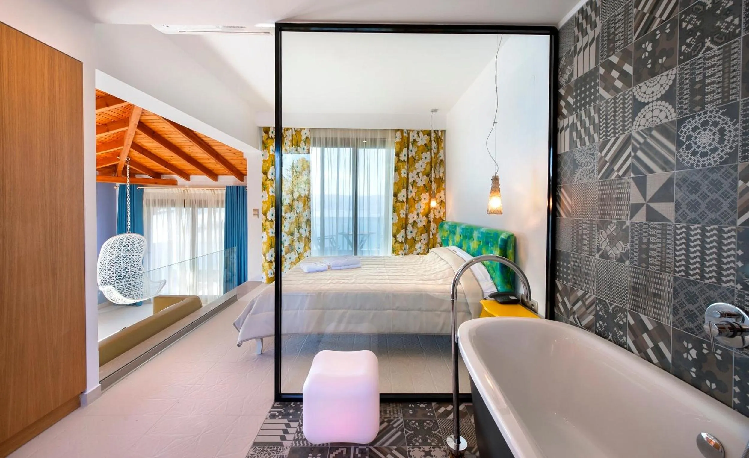 Bed in Thalassokipos