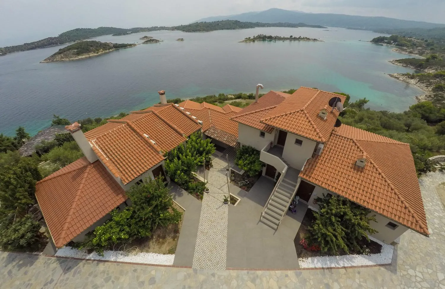 Day in Thalassokipos