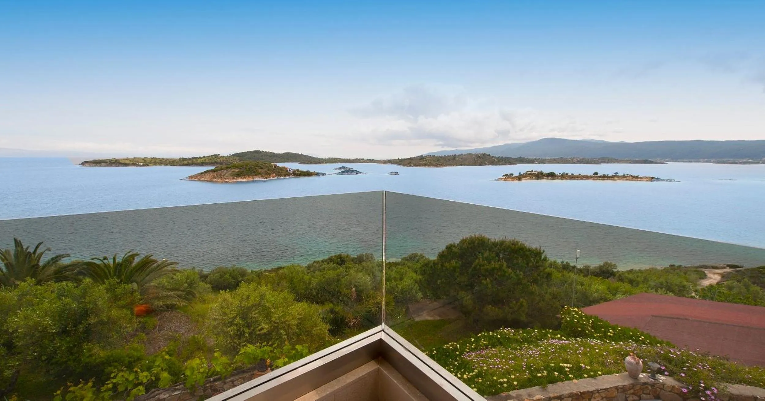 Natural landscape in Thalassokipos