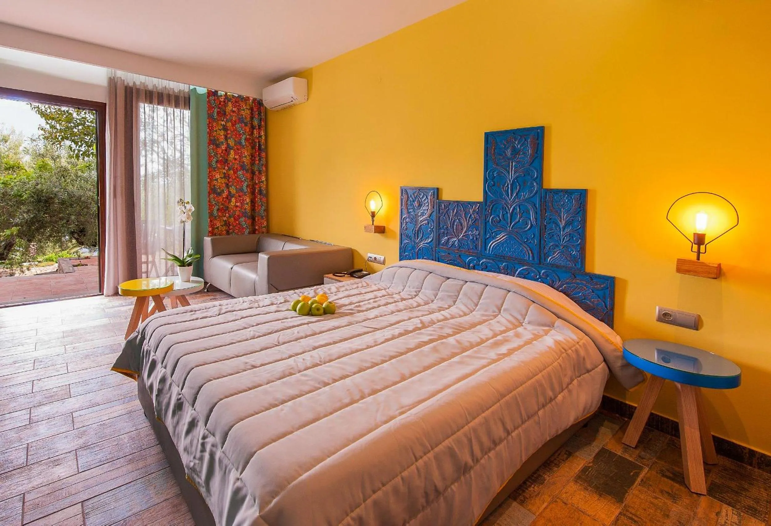 Bed in Thalassokipos