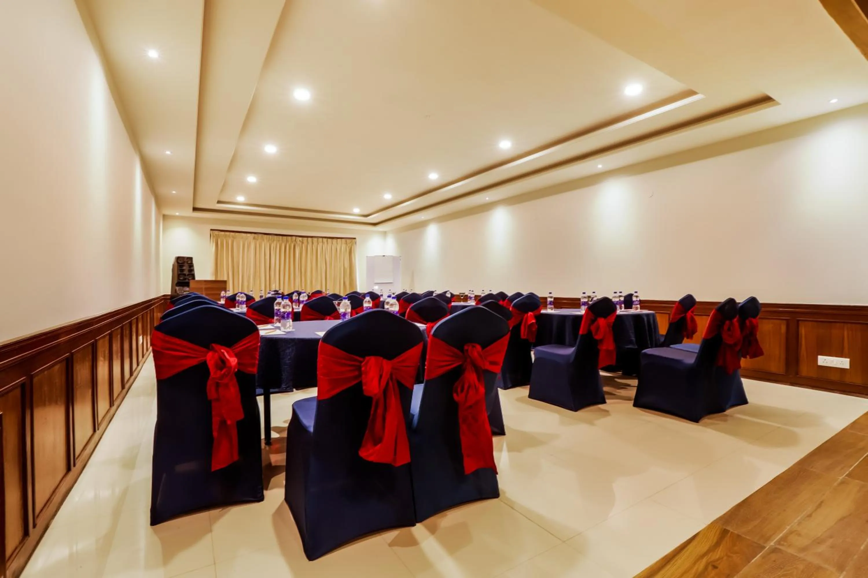 Banquet/Function facilities in Regenta Resort & Spa Mashobra