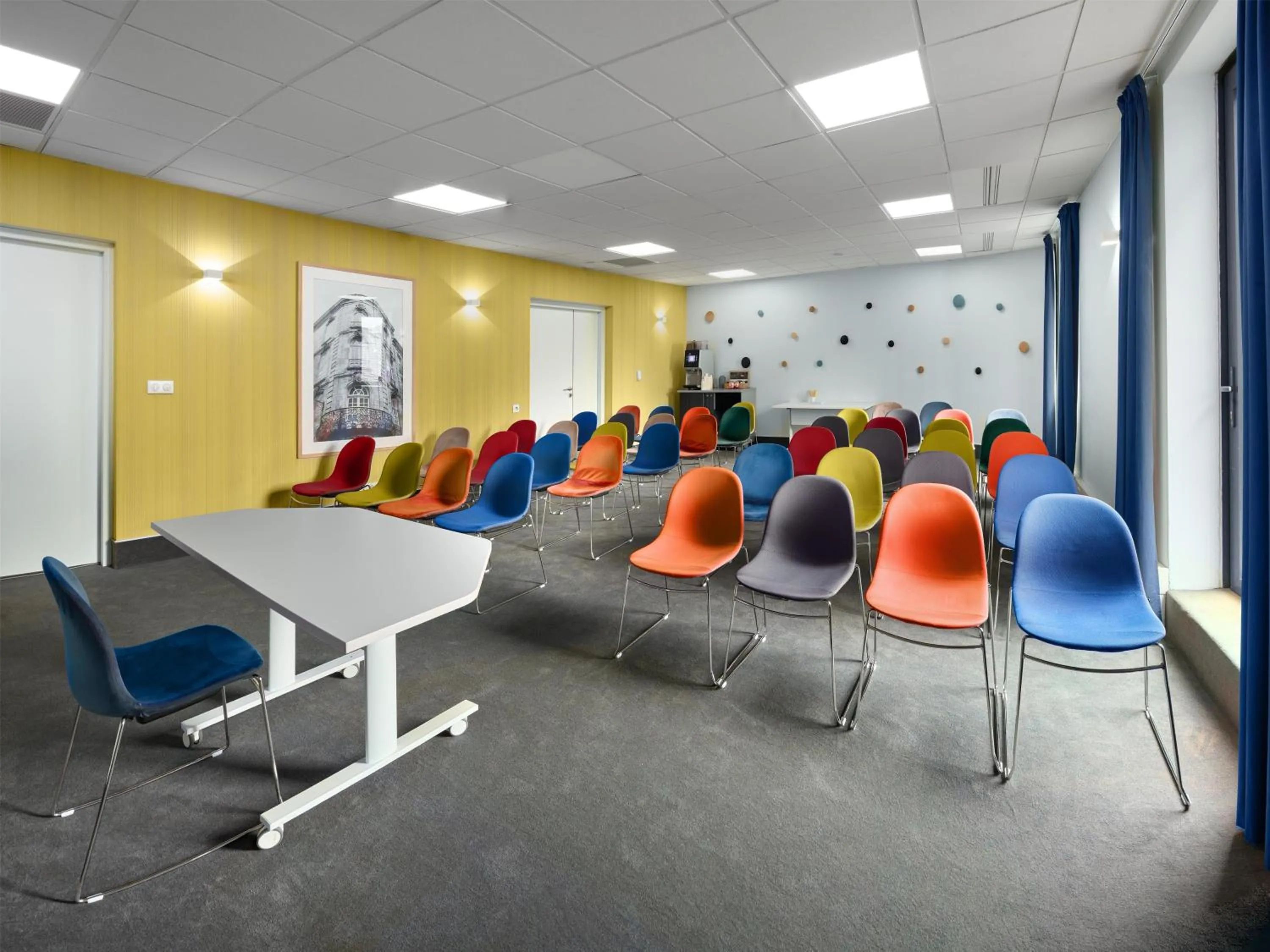 Meeting/conference room in Radisson Hôtel Bordeaux Saint-Jean