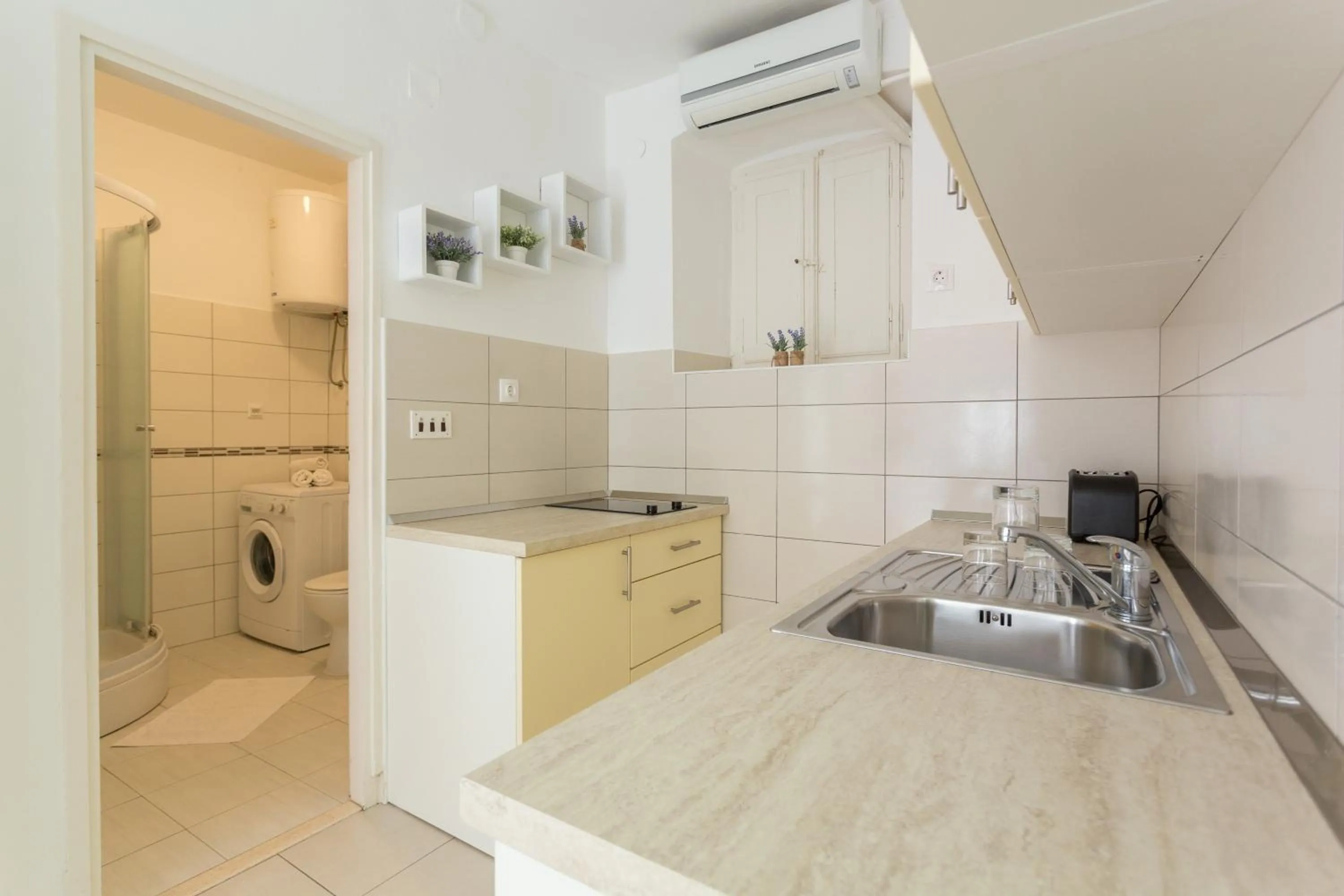 Kitchen or kitchenette in Apartments Mara