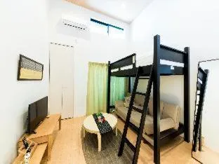 Bed in TRIP POD KOMONDO-MACHI