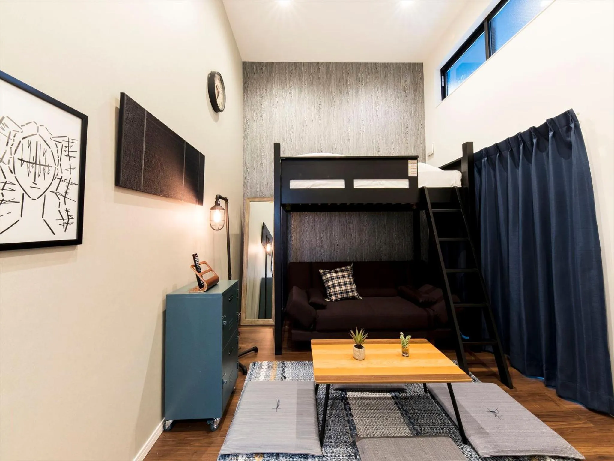 Living room in TRIP POD KOMONDO-MACHI