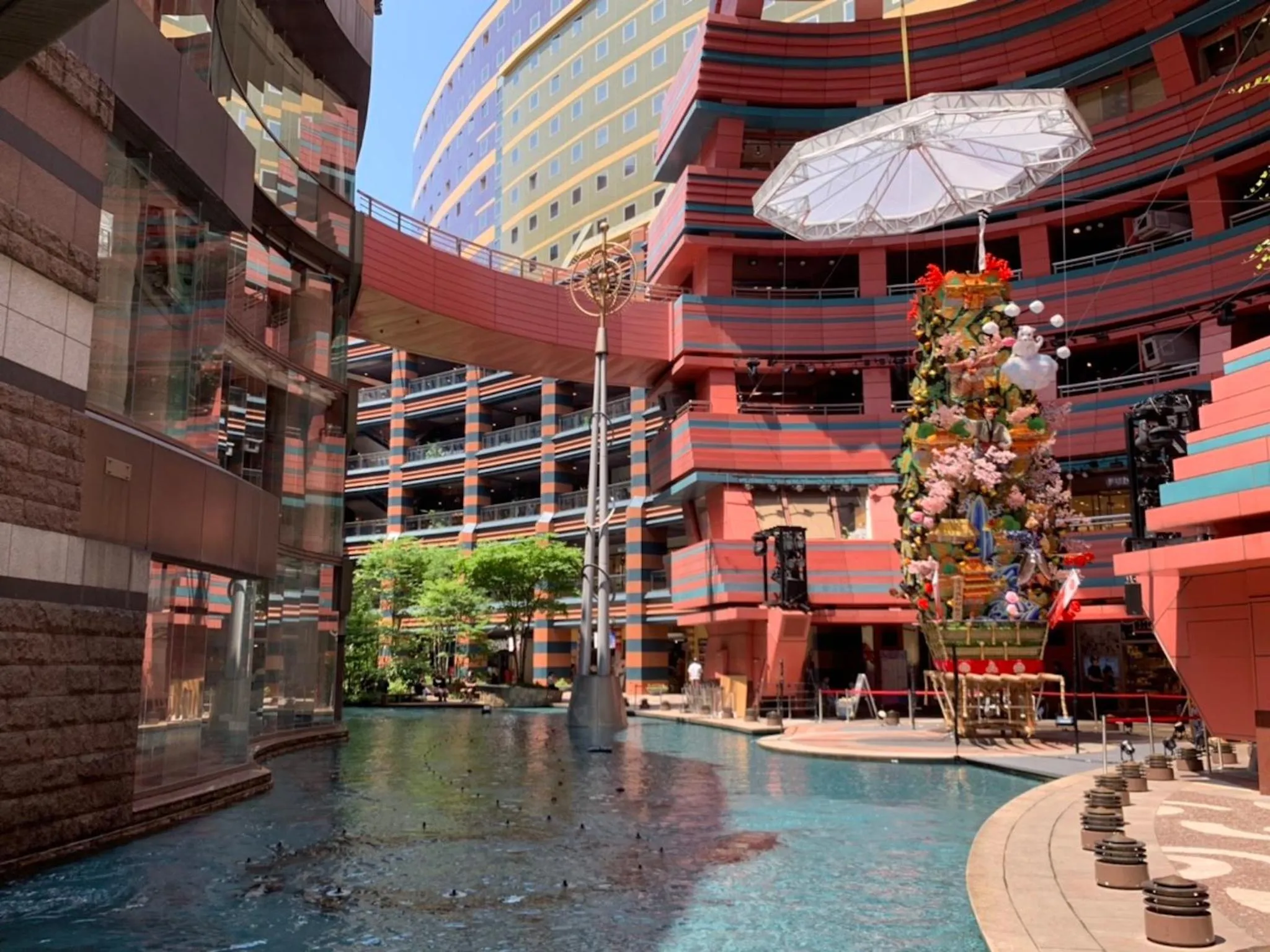 Nearby landmark in TRIP POD KOMONDO-MACHI