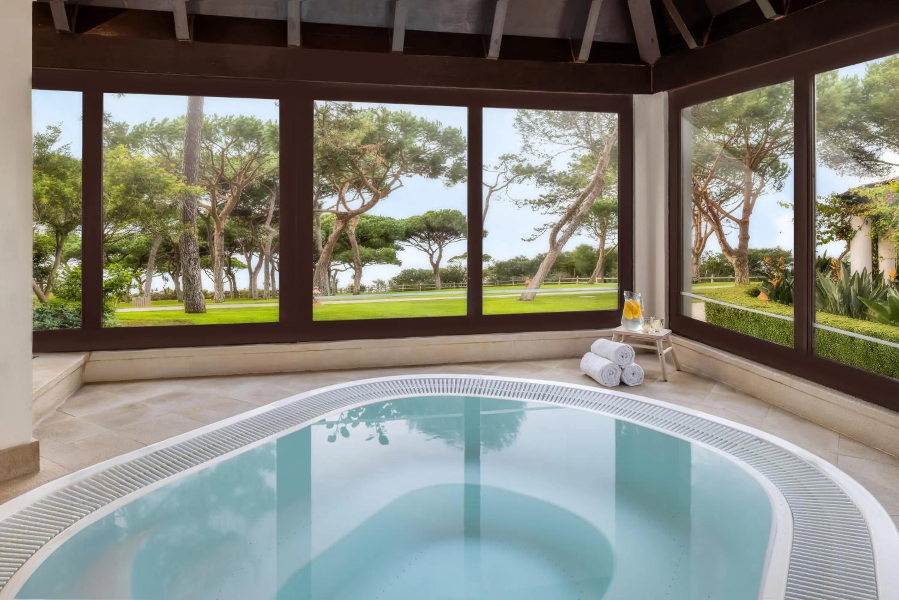 Spa and wellness centre/facilities in Pine Cliffs Gardens