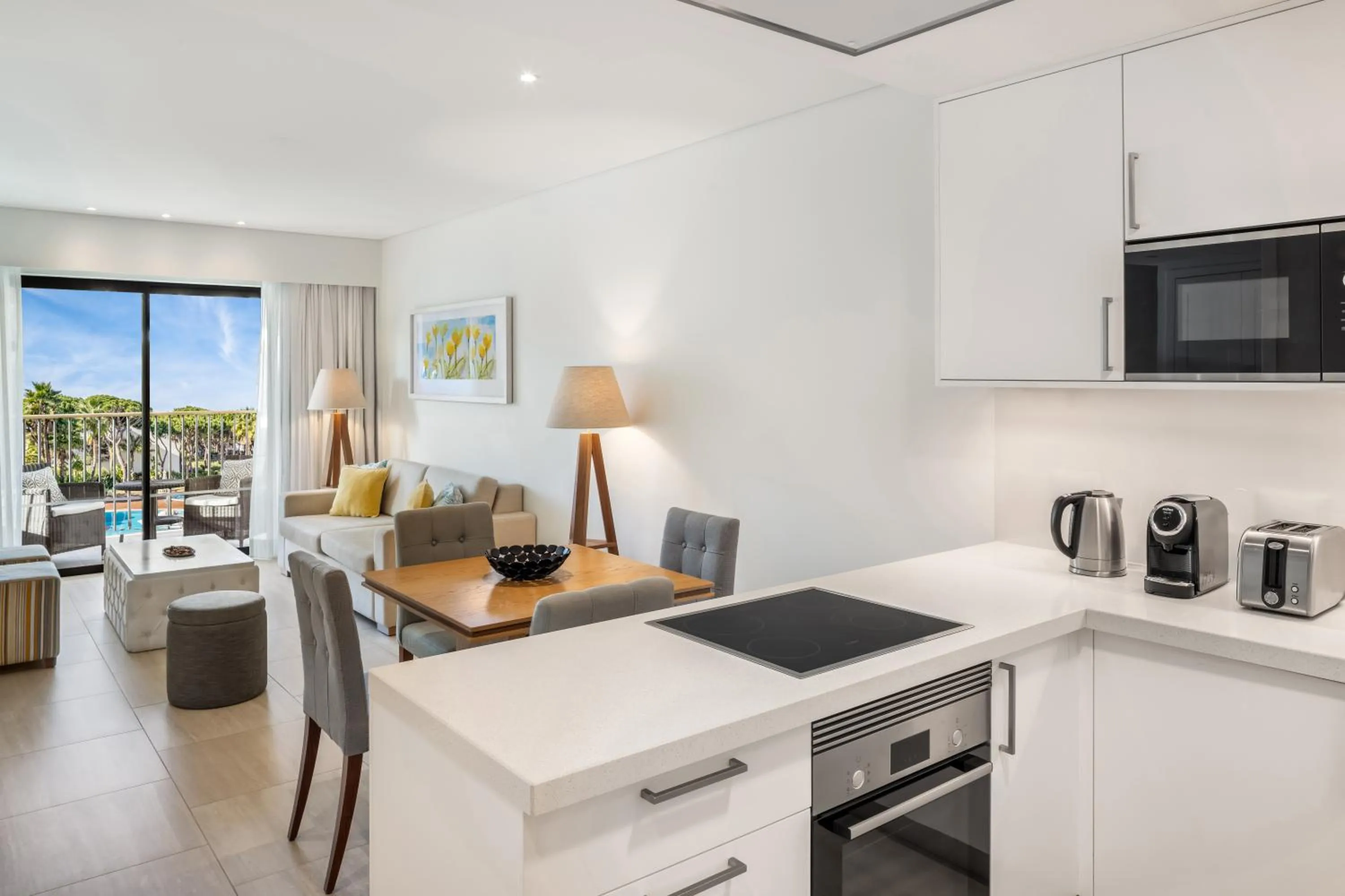 Living room in Pine Cliffs Gardens