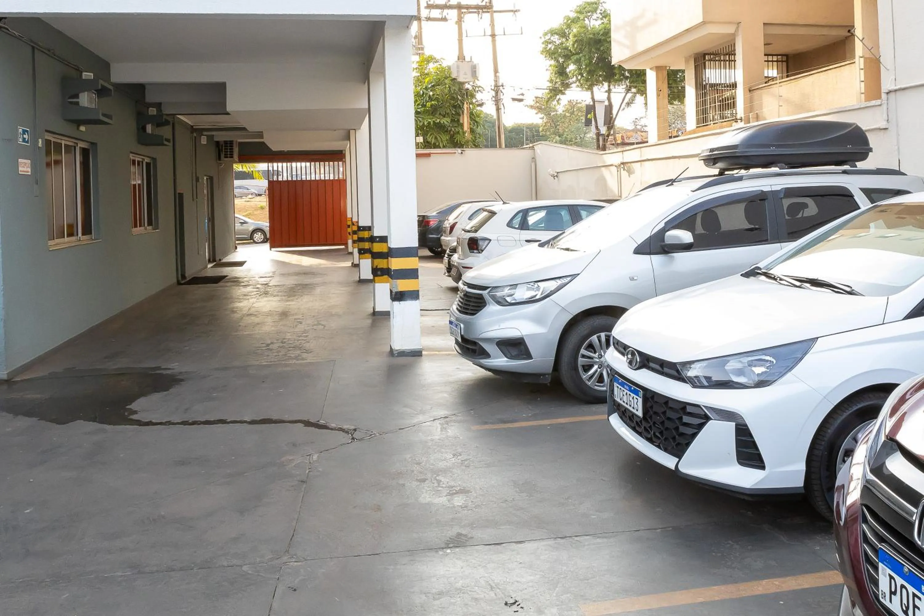 Parking in Allegro Hotel