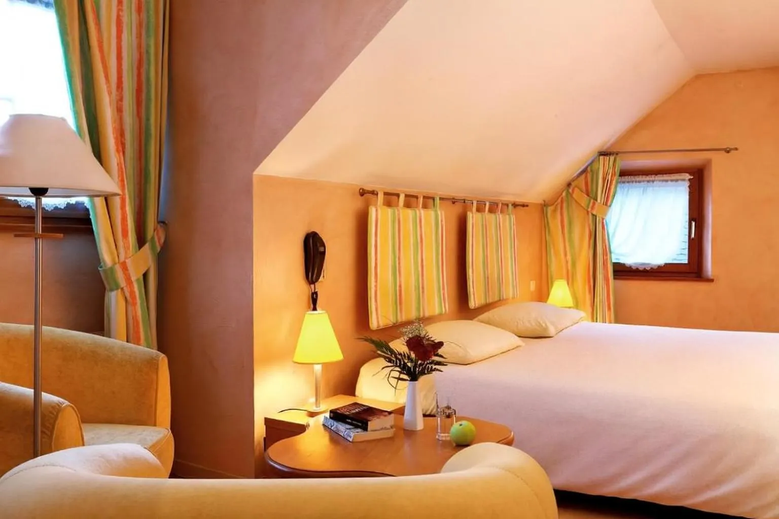 Bed in Hôtel A la Vignette - COLMAR-NORD