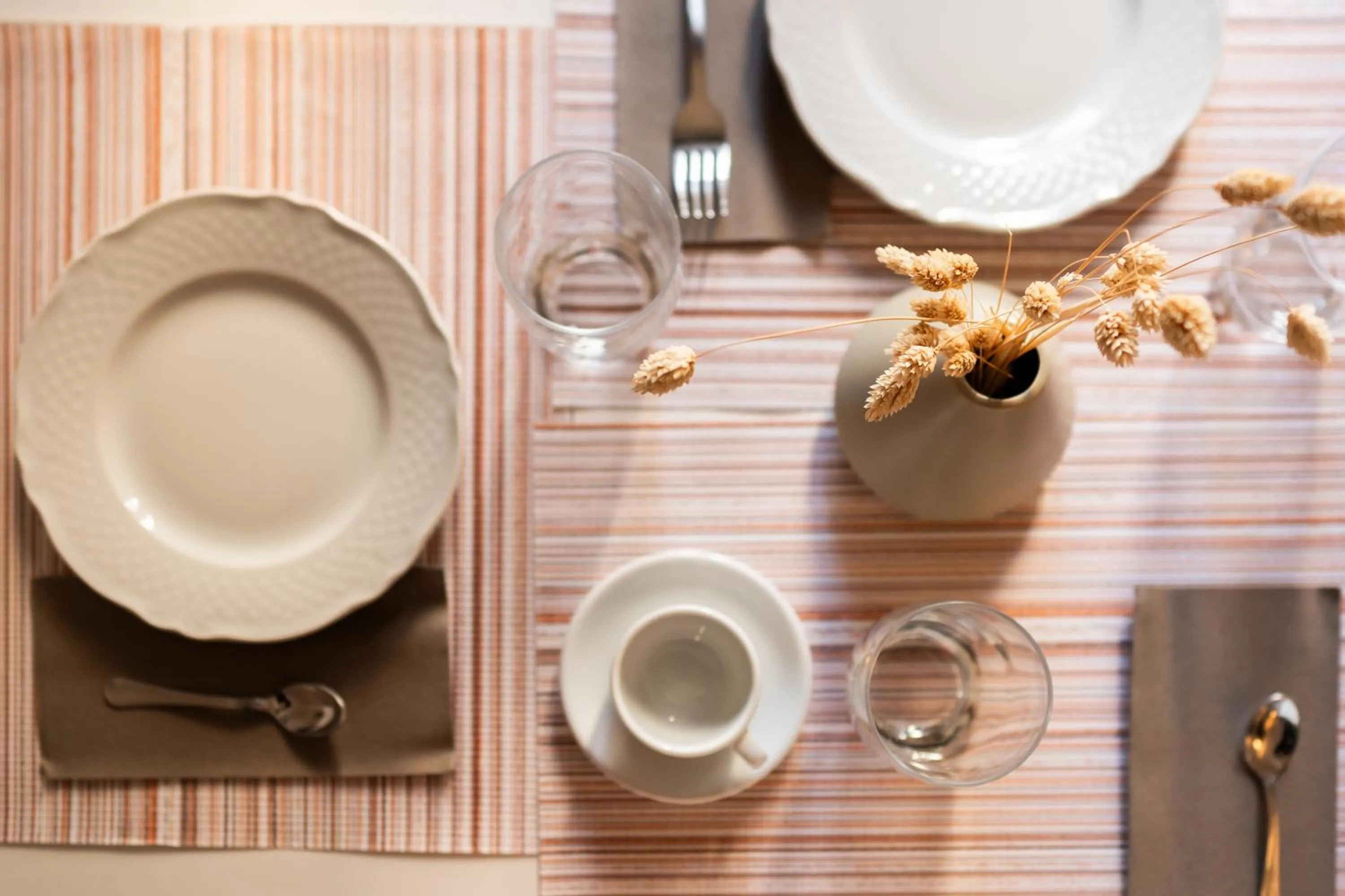 Food and drinks in Palazzo De Luca by Apulia Hospitality