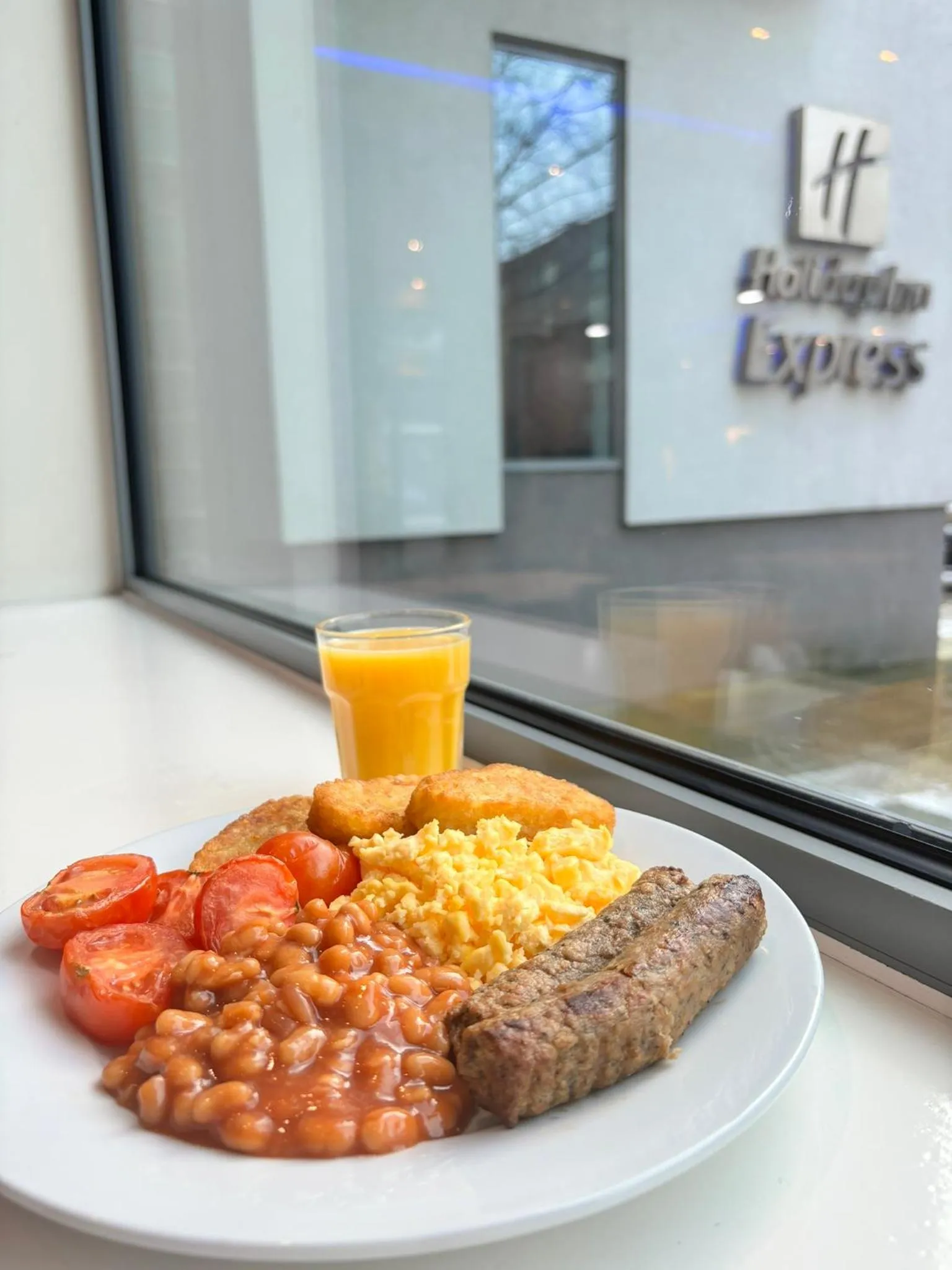 Breakfast in Holiday Inn Express Manchester City Centre Arena by IHG