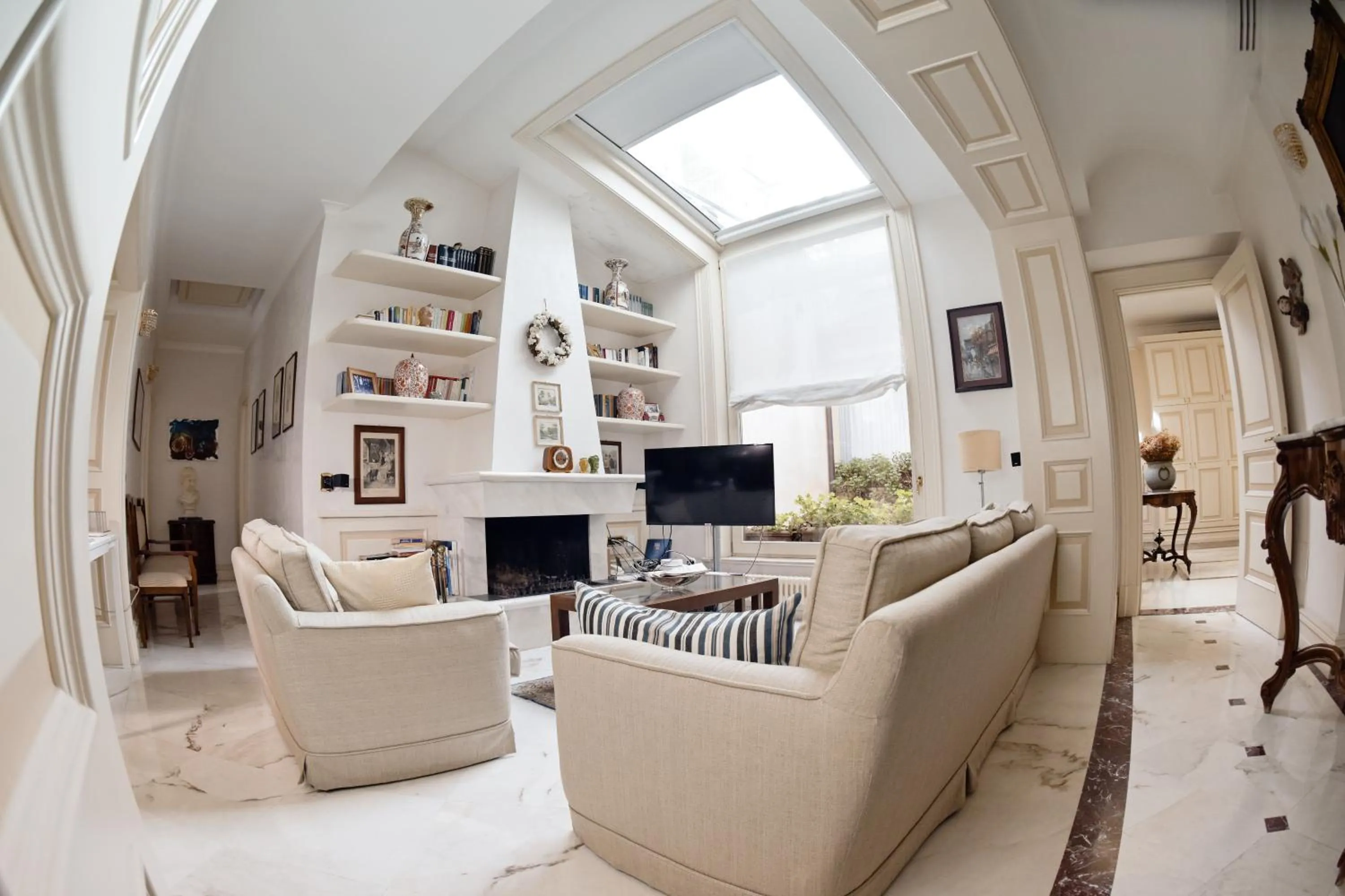 Al centro Luxury Home