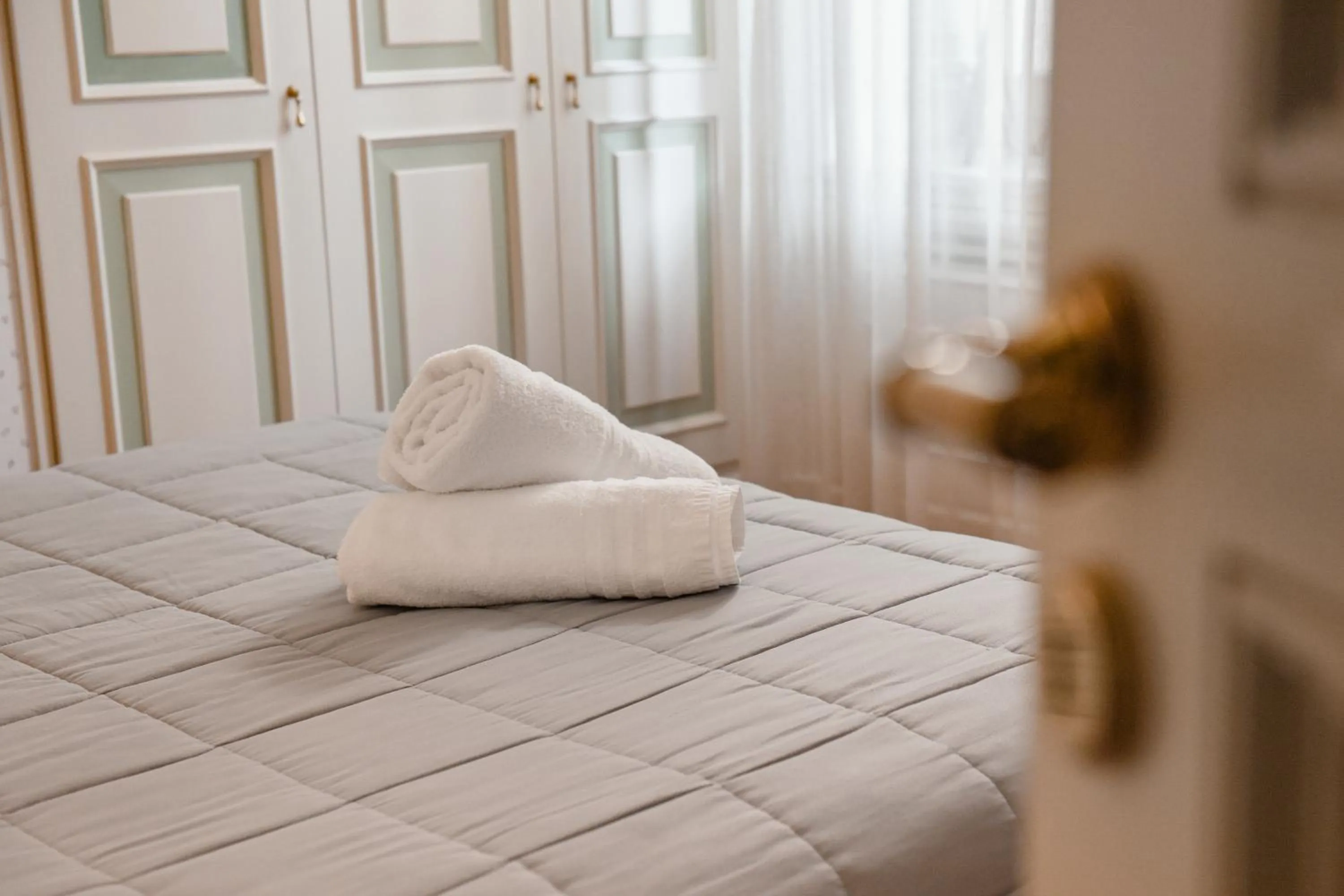 Bed in Al centro Luxury Home