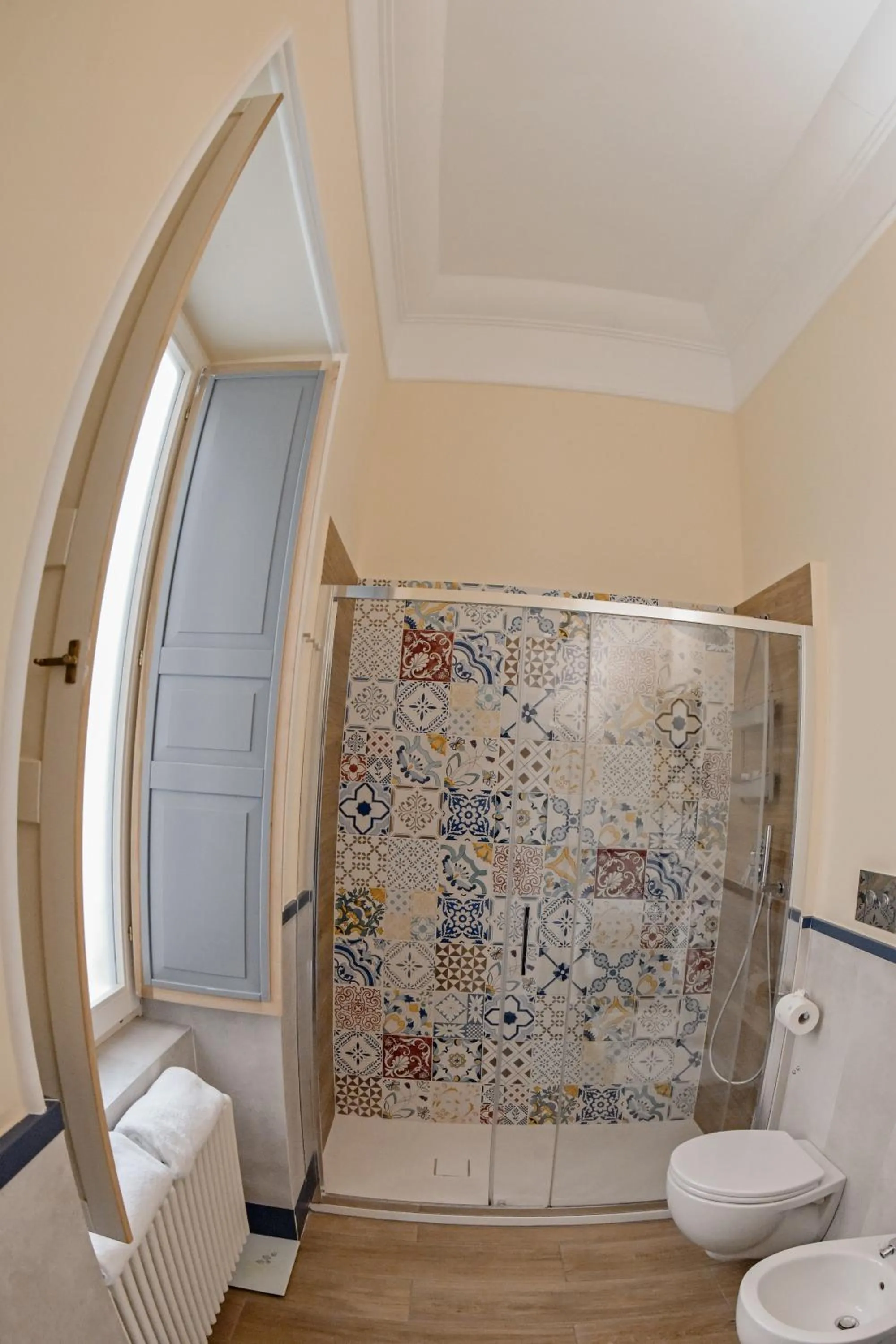 Shower in Al centro Luxury Home