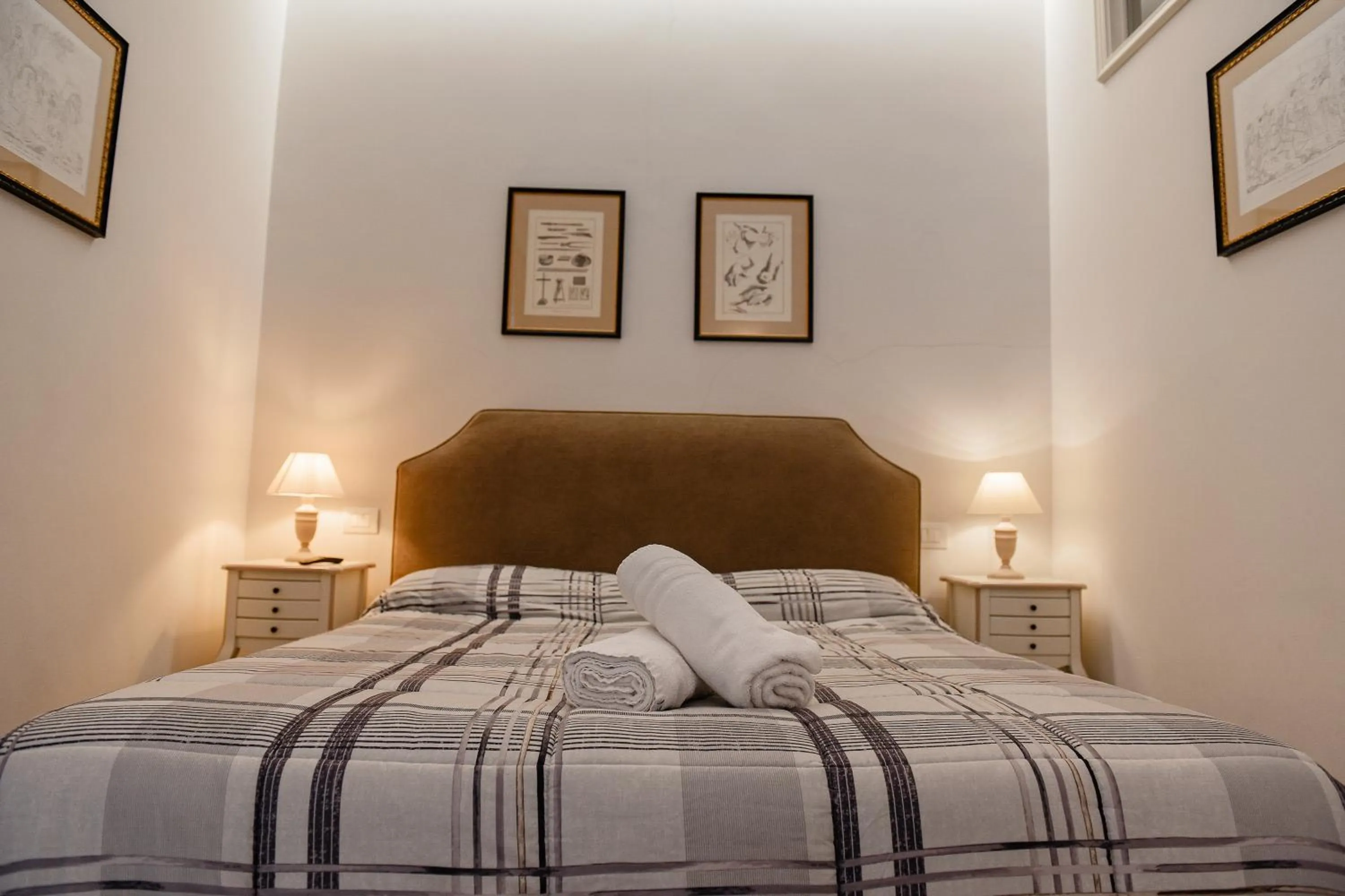 Bed in Al centro Luxury Home