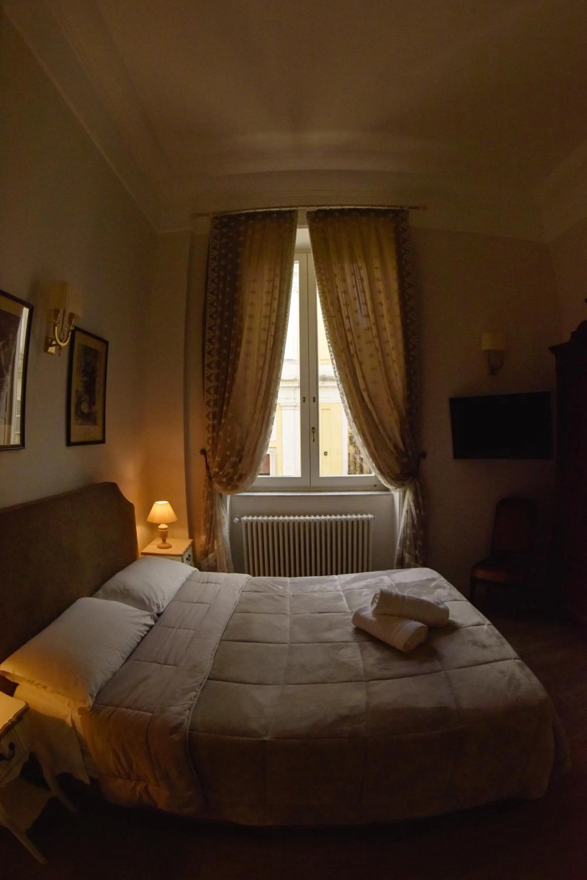 Bed in Al centro Luxury Home