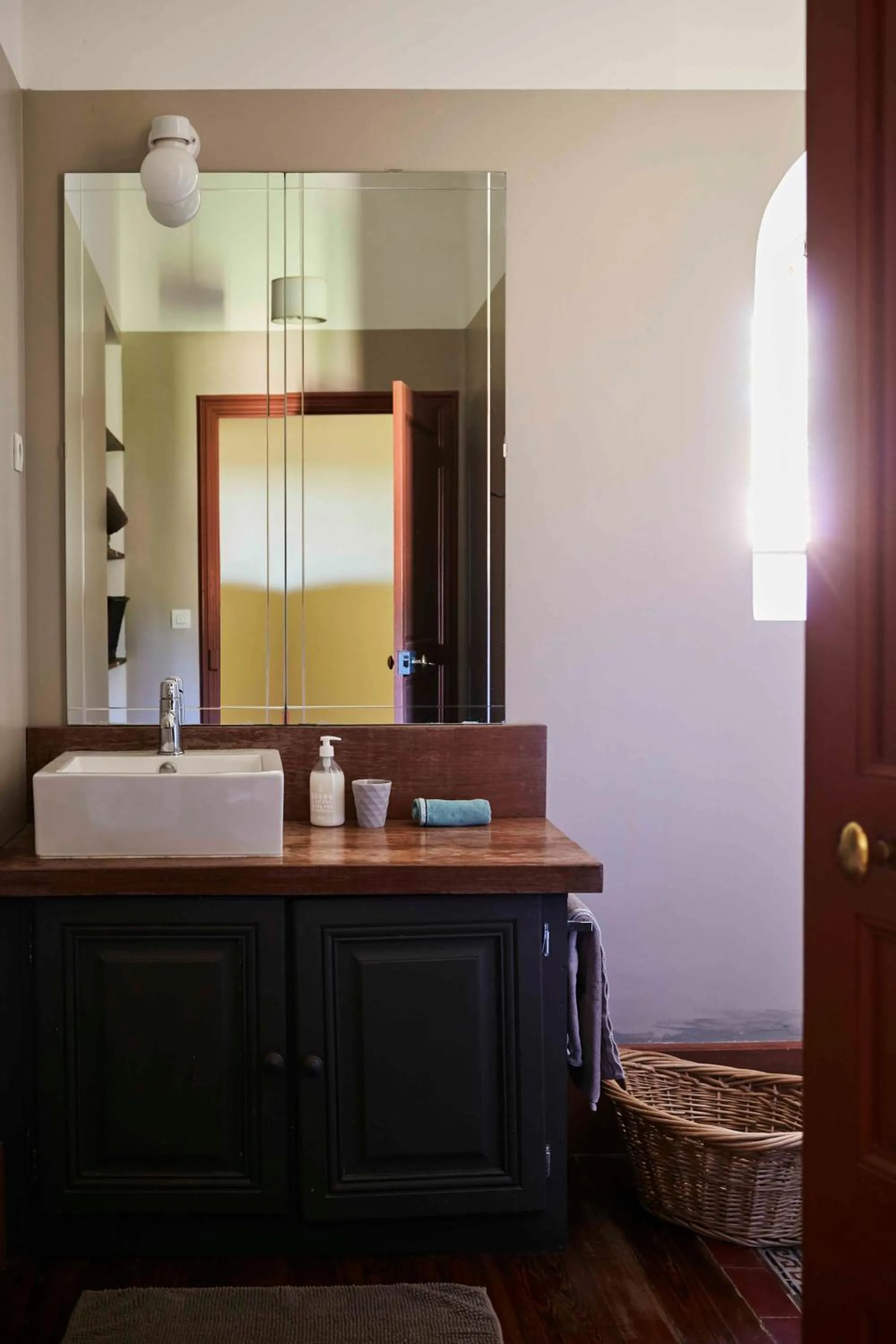 Bathroom in Fontclaire en Provence