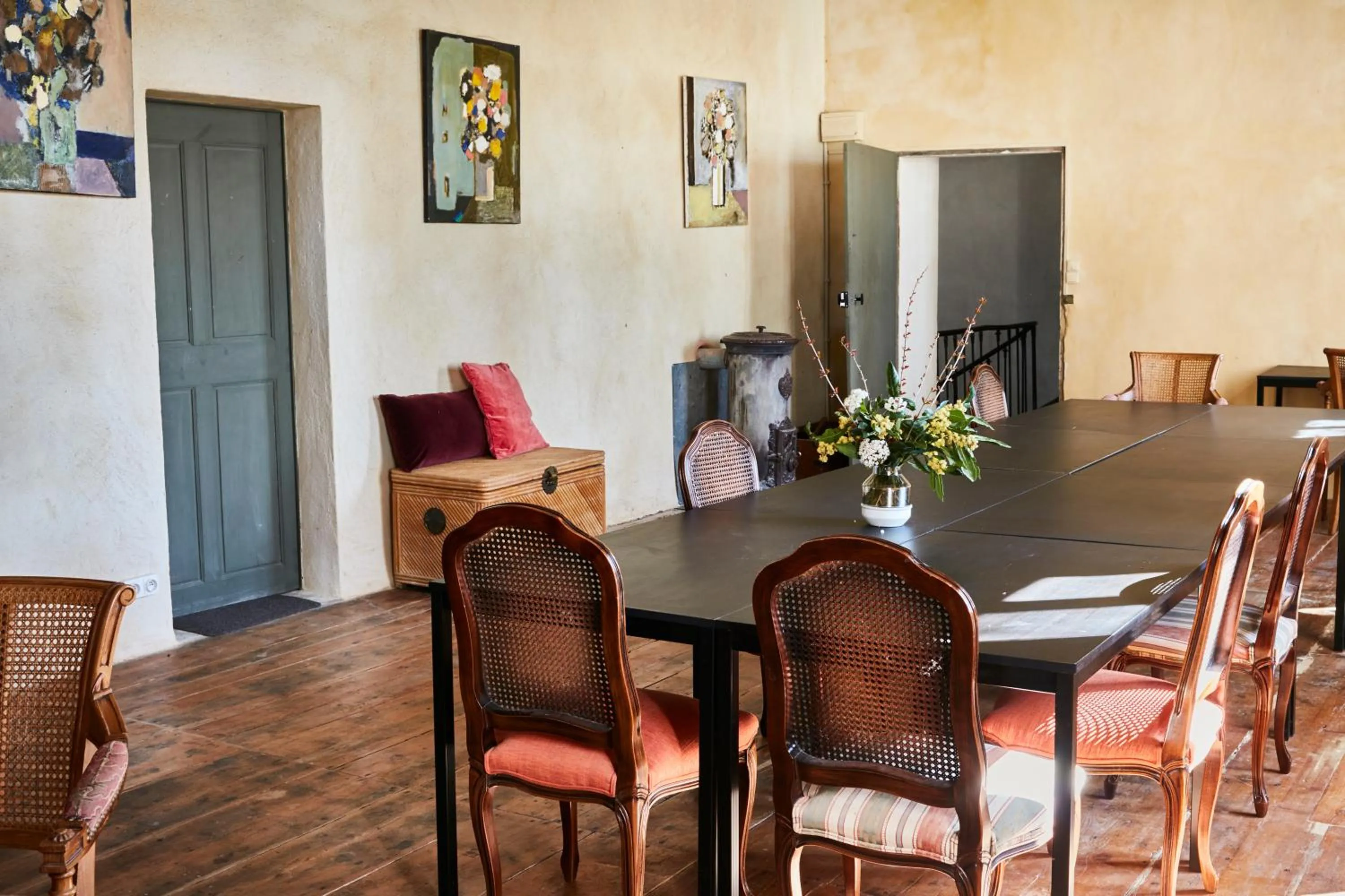 Dining area in Fontclaire en Provence