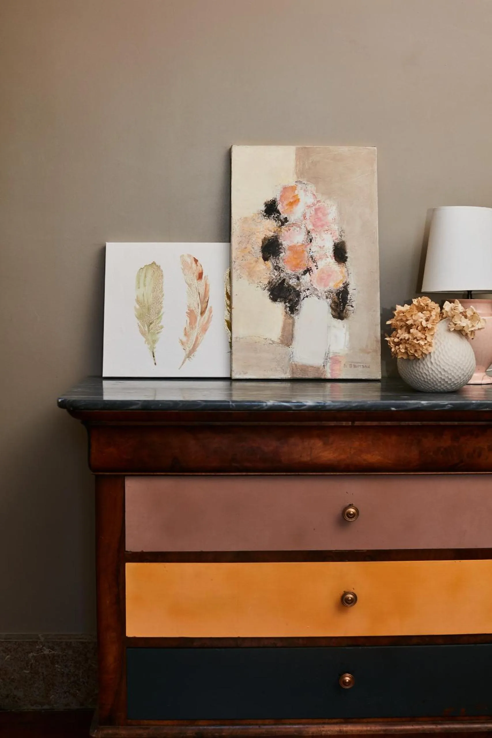 Decorative detail in Fontclaire en Provence