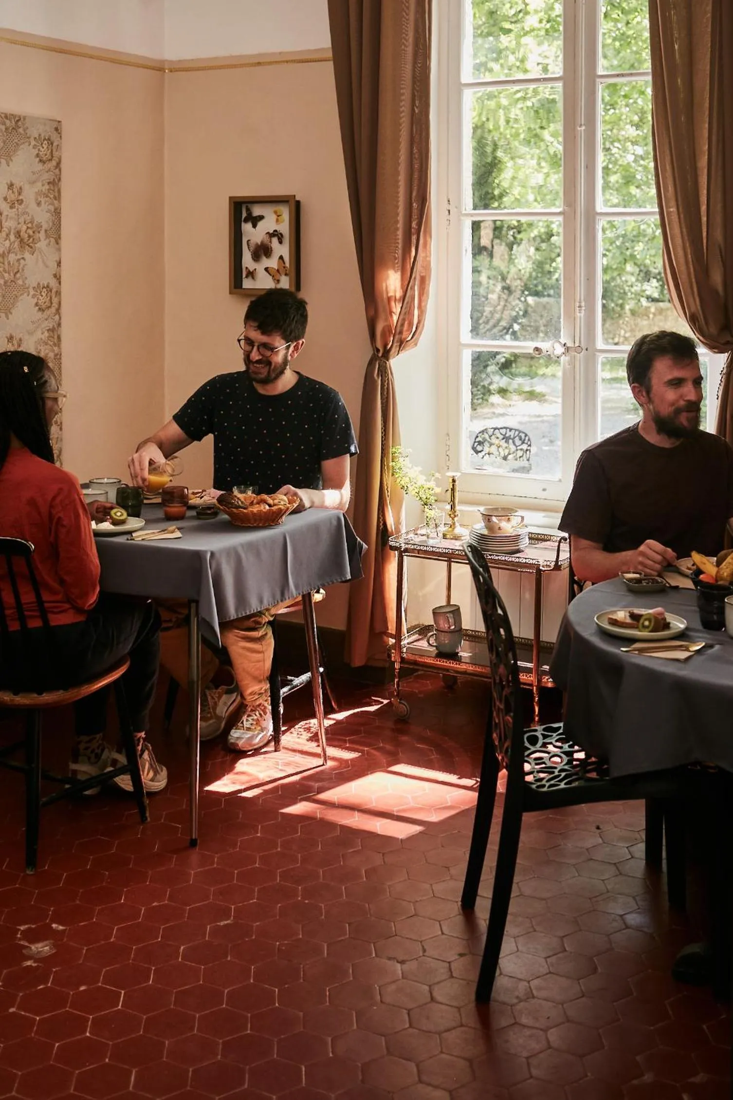 People in Fontclaire en Provence