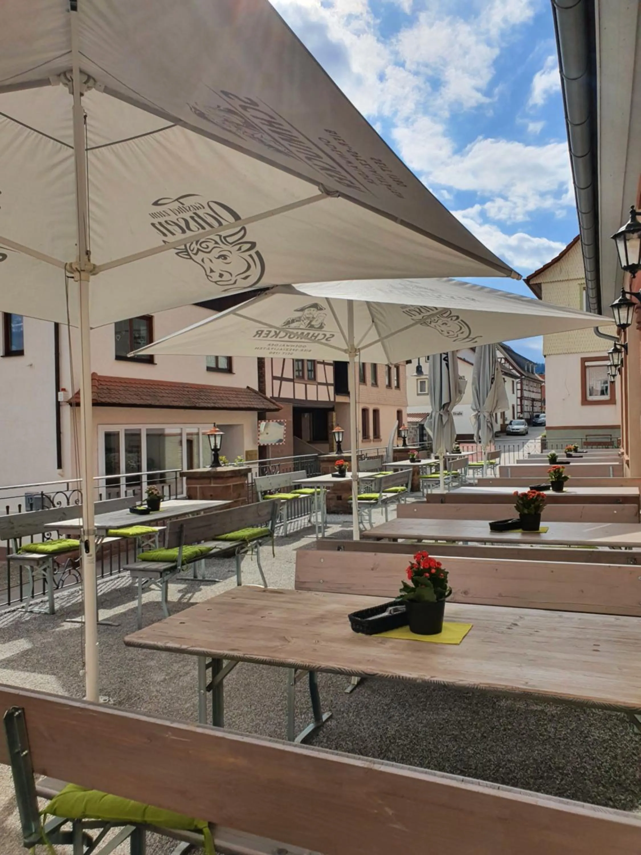 Restaurant/places to eat in Gasthof zum Ochsen