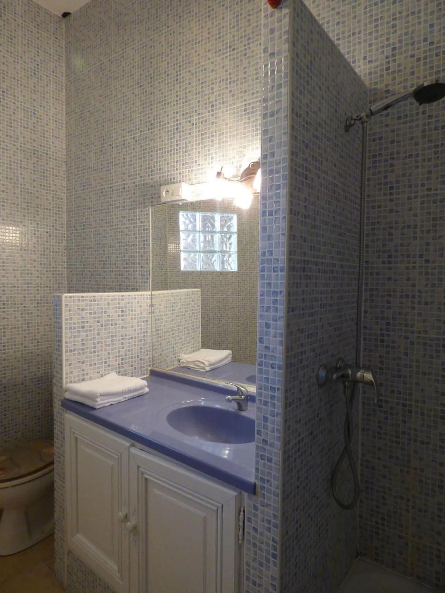 Bathroom in Mas d'Asvin & Spa