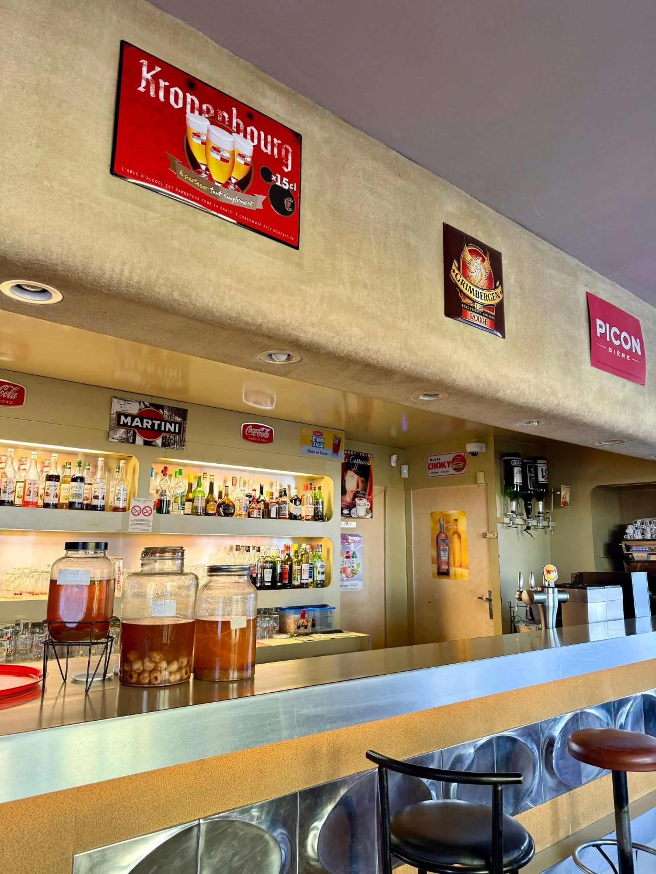 Lounge or bar in Le Relais de la route bleue