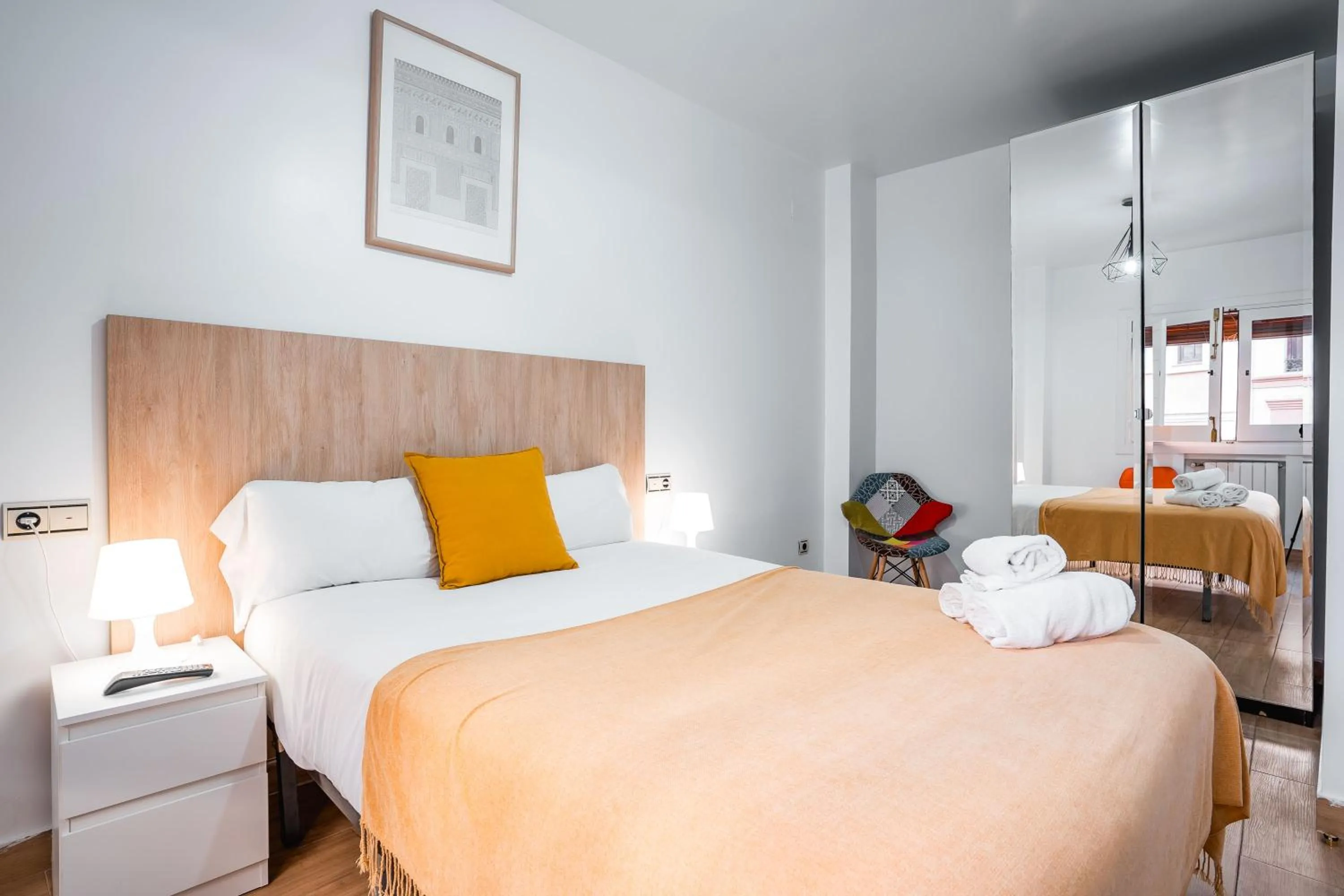 Photo of the whole room, Bed in Apartamento cerca de la Alhambra y el Albaicín QH Granada Centro