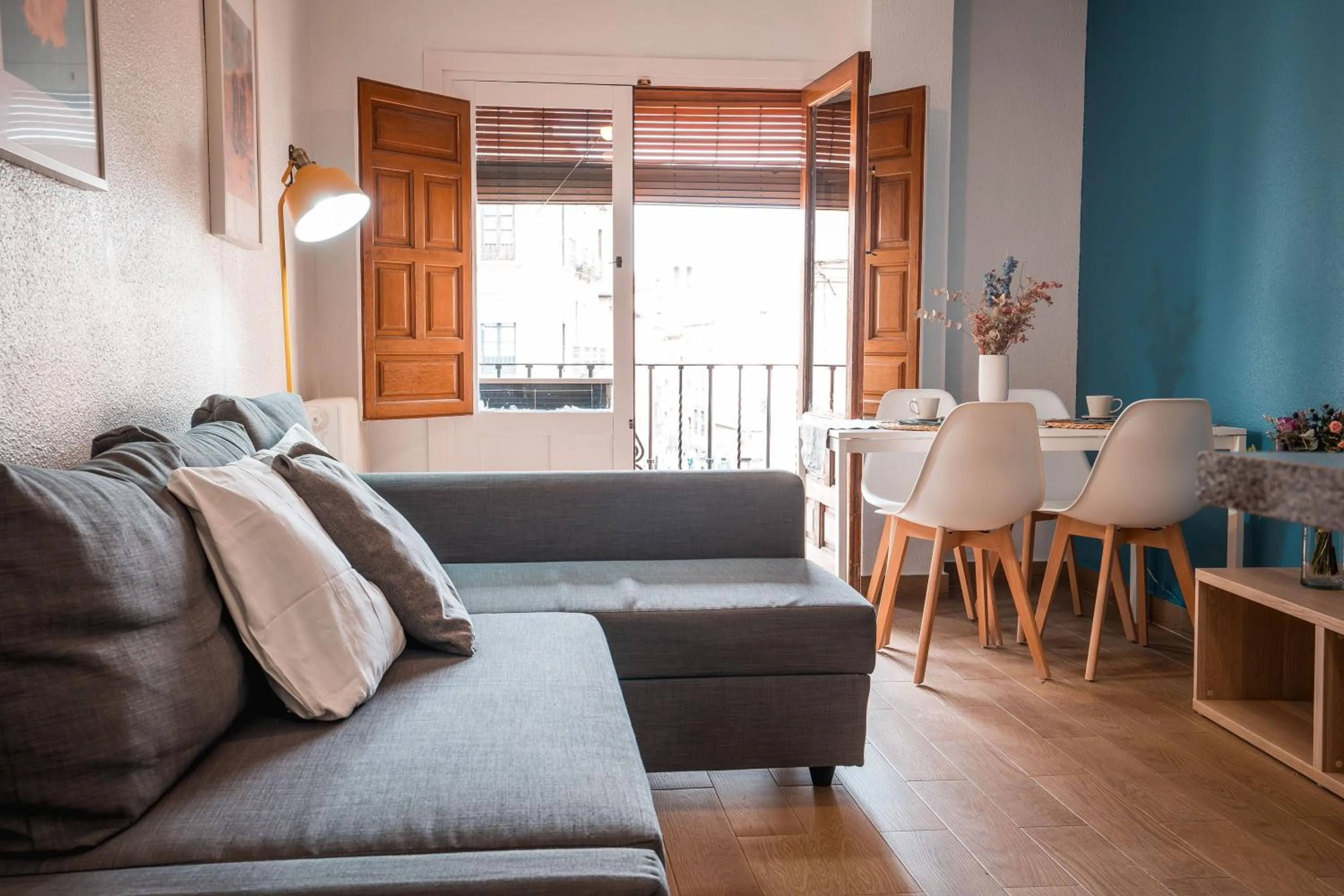 Communal lounge/ TV room in Apartamento cerca de la Alhambra y el Albaicín QH Granada Centro