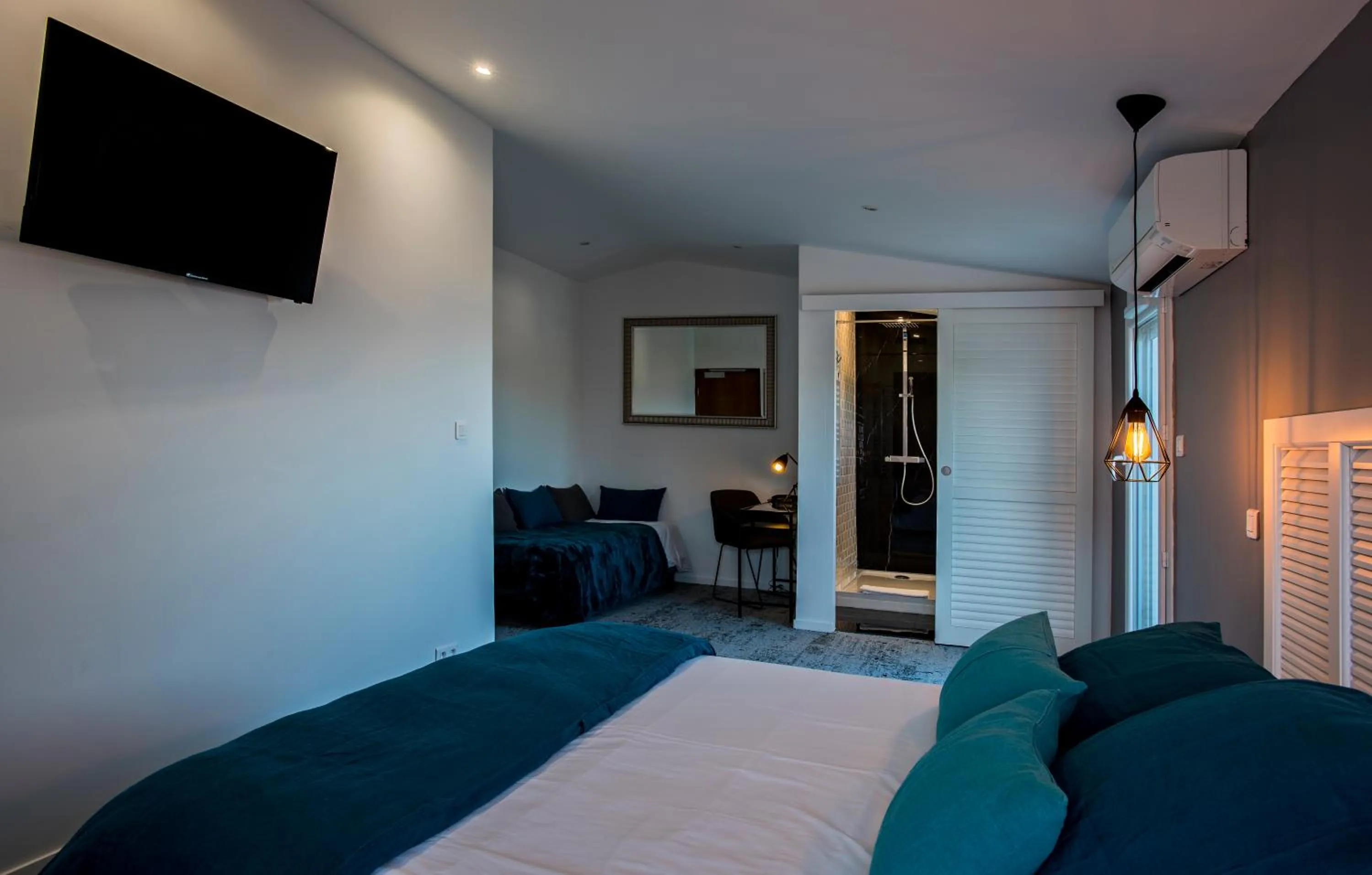 Photo of the whole room, Bed in Hôtel Le Mistral