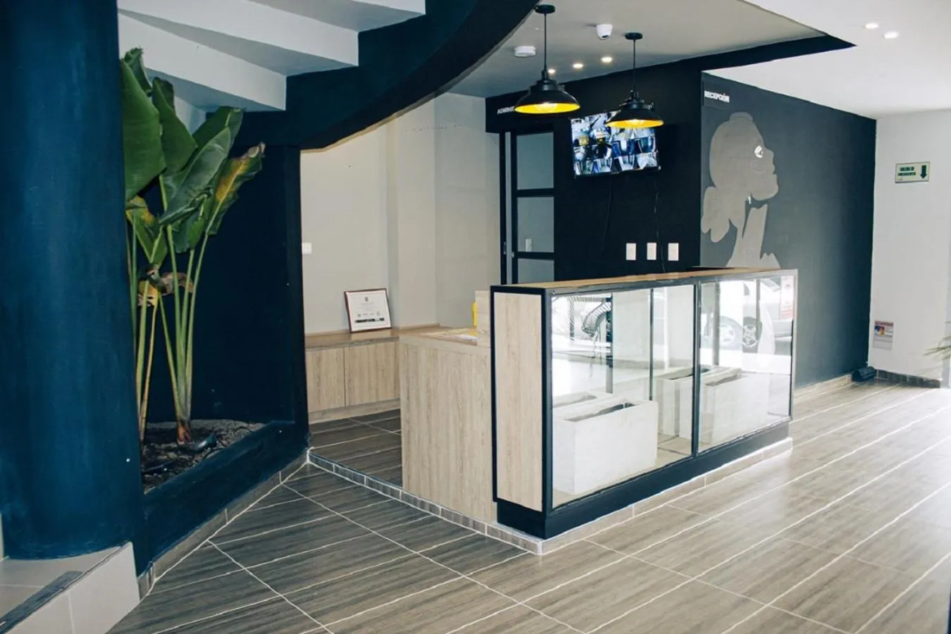 Lobby or reception in Estainn Hotel Coworking