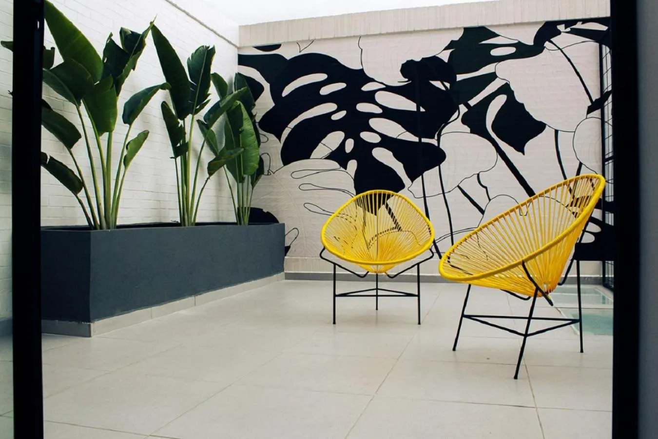 Seating area in Estainn Hotel Coworking